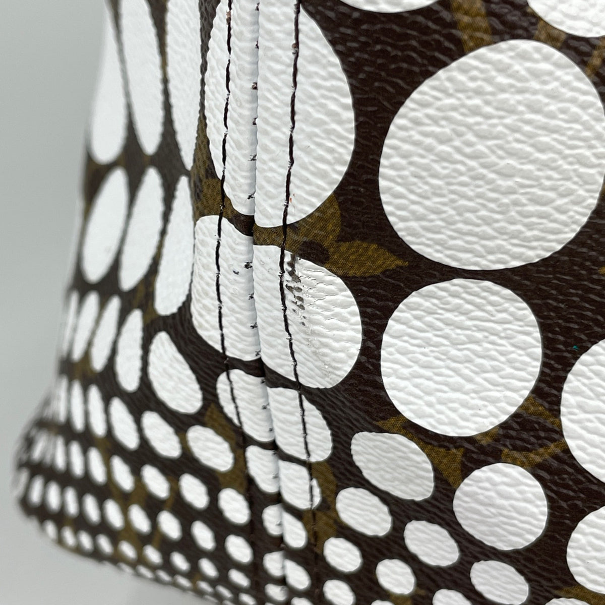 Louis Vuitton × Yayoi Kusama Neverfull MM M40684, view 4