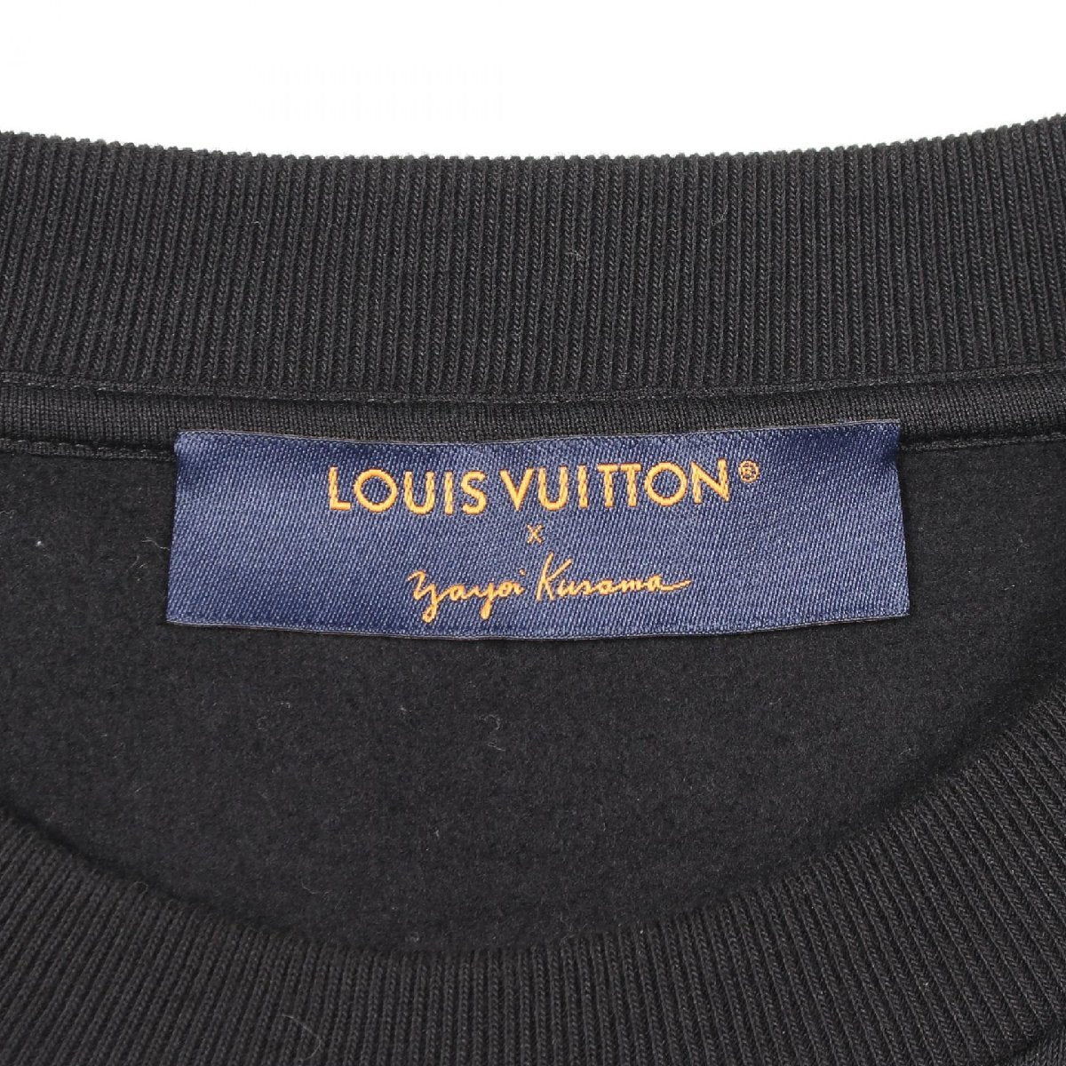 Louis Vuitton × Yayoi Kusama Dots Cotton Sweatshirt RM231H, view 3