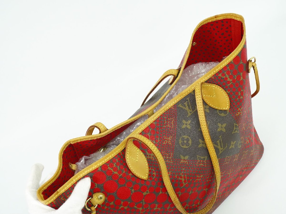 Louis Vuitton × Yayoi Kusama Neverfull MM M40686, view 5