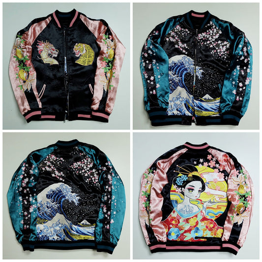 Reversible JAPANESE JAPAN GOLDFISH KINGYO TIGER TORA DRAGON RYU SAKURA CHERRY BLOSSOMS HOKUSAI NAMI MAIKO OIRAN GEISHA YOKOSUKA JUMPER TATTOO ART EMBROIDERY EMBROIDERED BOMBER SUKAJAN SOUVENIR JACKET TOUR JACKET ( SIZE : L )