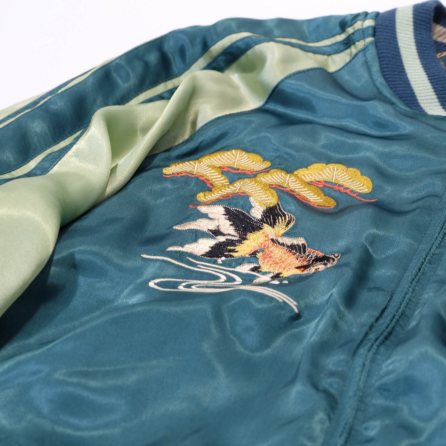 Elegant Japanese Embroidered Jacket Featuring Traditional Kingyo Goldfish, Water Ripples & Edo-Inspired Artwork