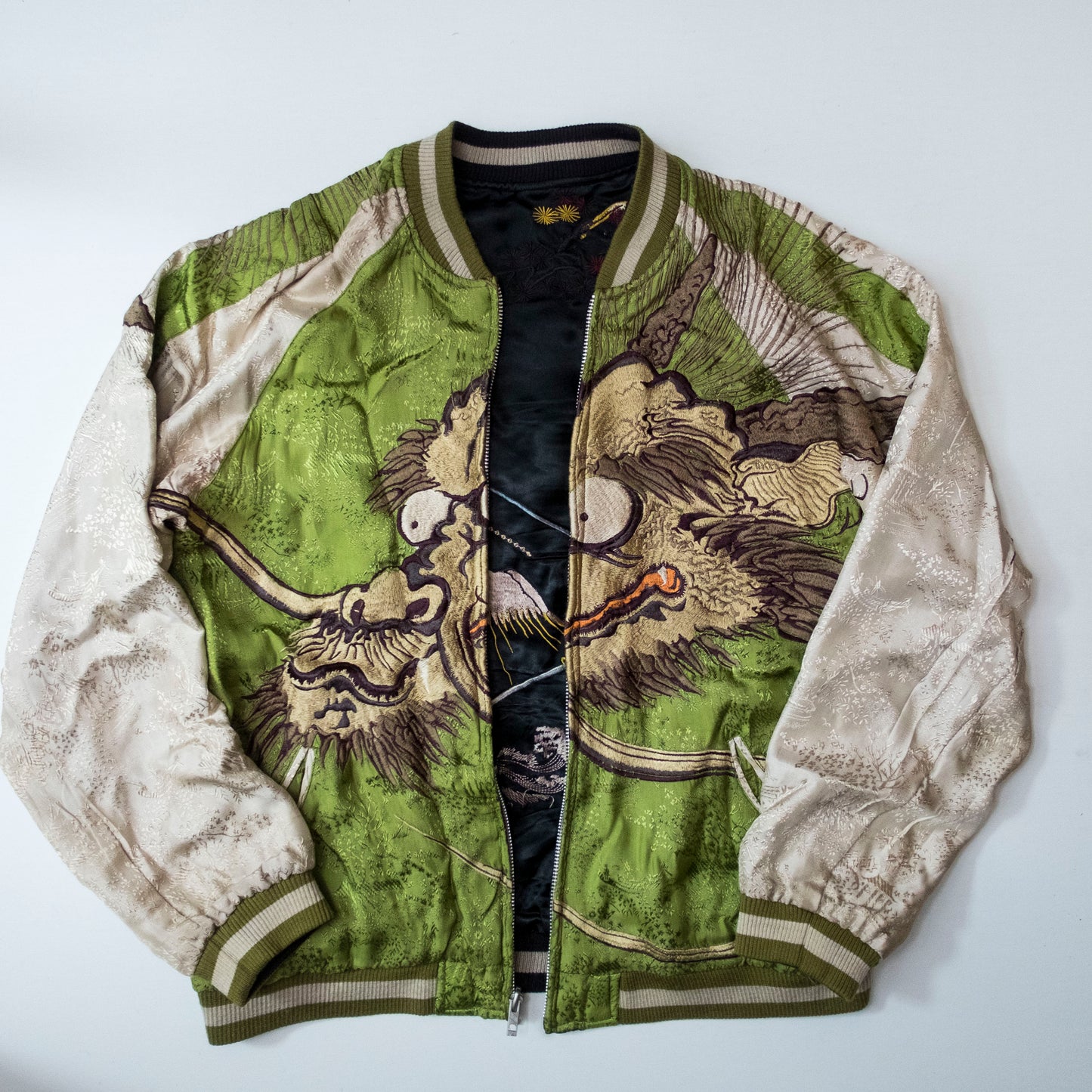 Samurai Ukiyo-e Dragon Reversible Sukajan Jacket Size L | Japanese Nihonga Inspired Souvenir Bomber