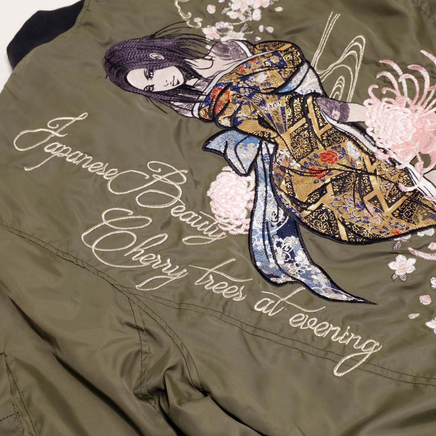 Japanese DIVINE RETRIBUTION Oiran Beauty Cherry Blossom Embroidered MA-1 Bomber Jacket XL
