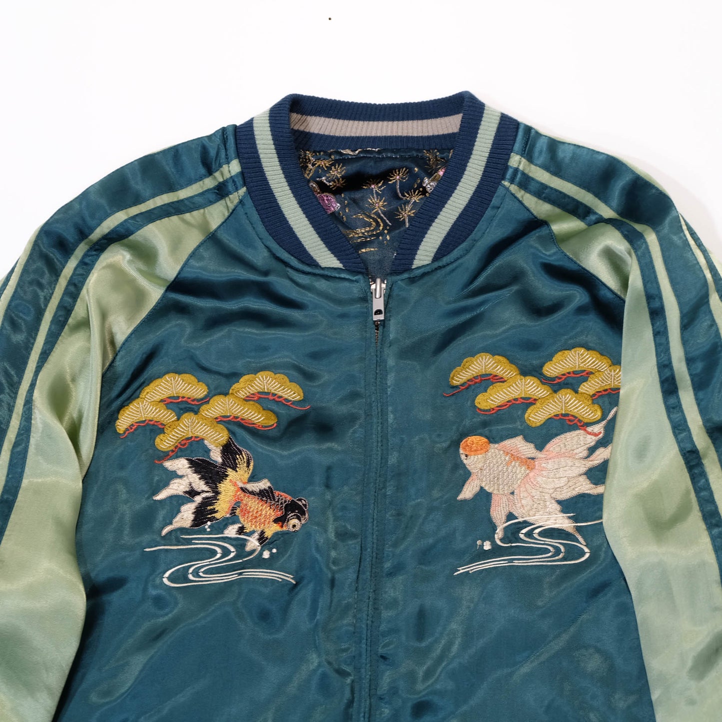 Elegant Japanese Embroidered Jacket Featuring Traditional Kingyo Goldfish, Water Ripples & Edo-Inspired Artwork
