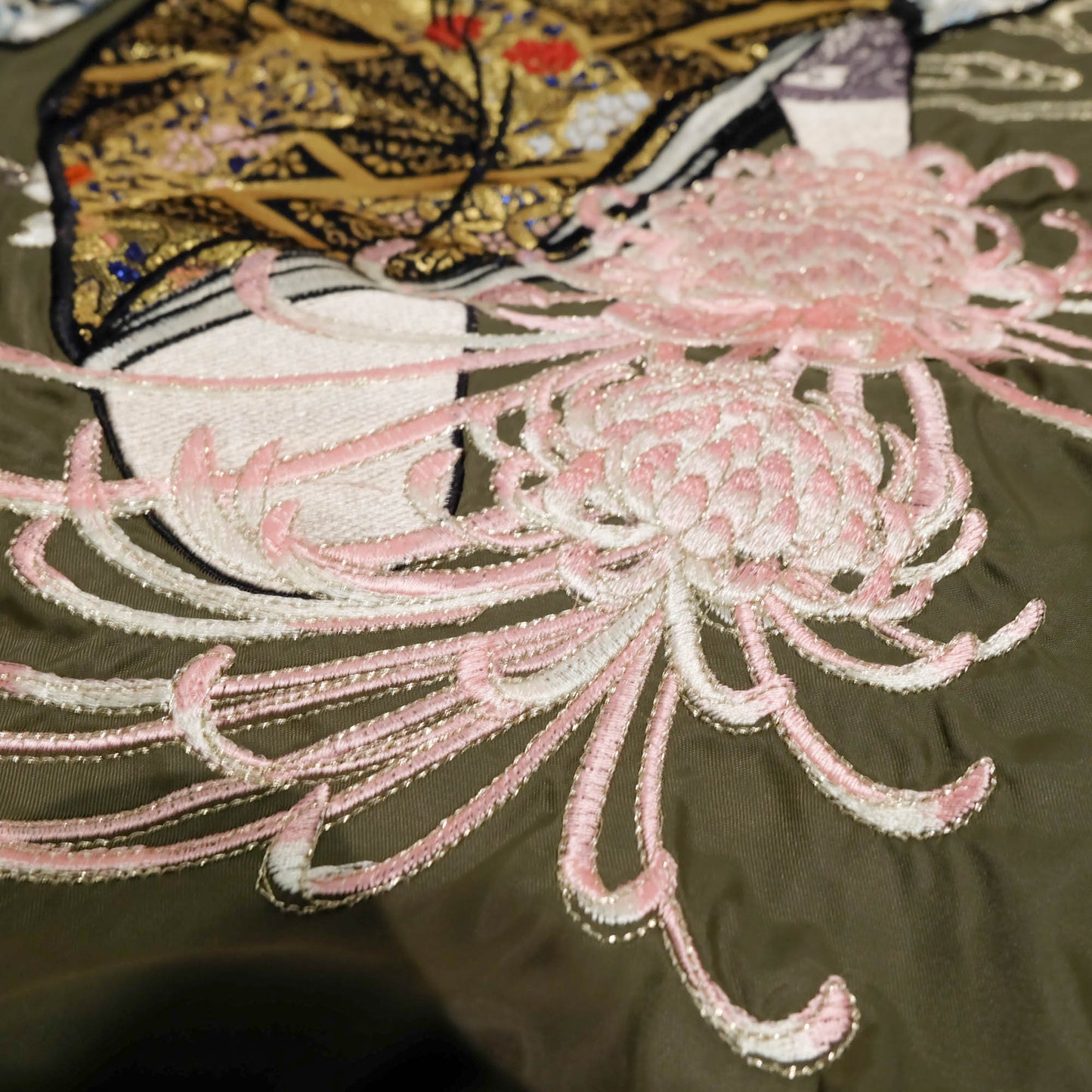 Japanese DIVINE RETRIBUTION Oiran Beauty Cherry Blossom Embroidered MA-1 Bomber Jacket XL