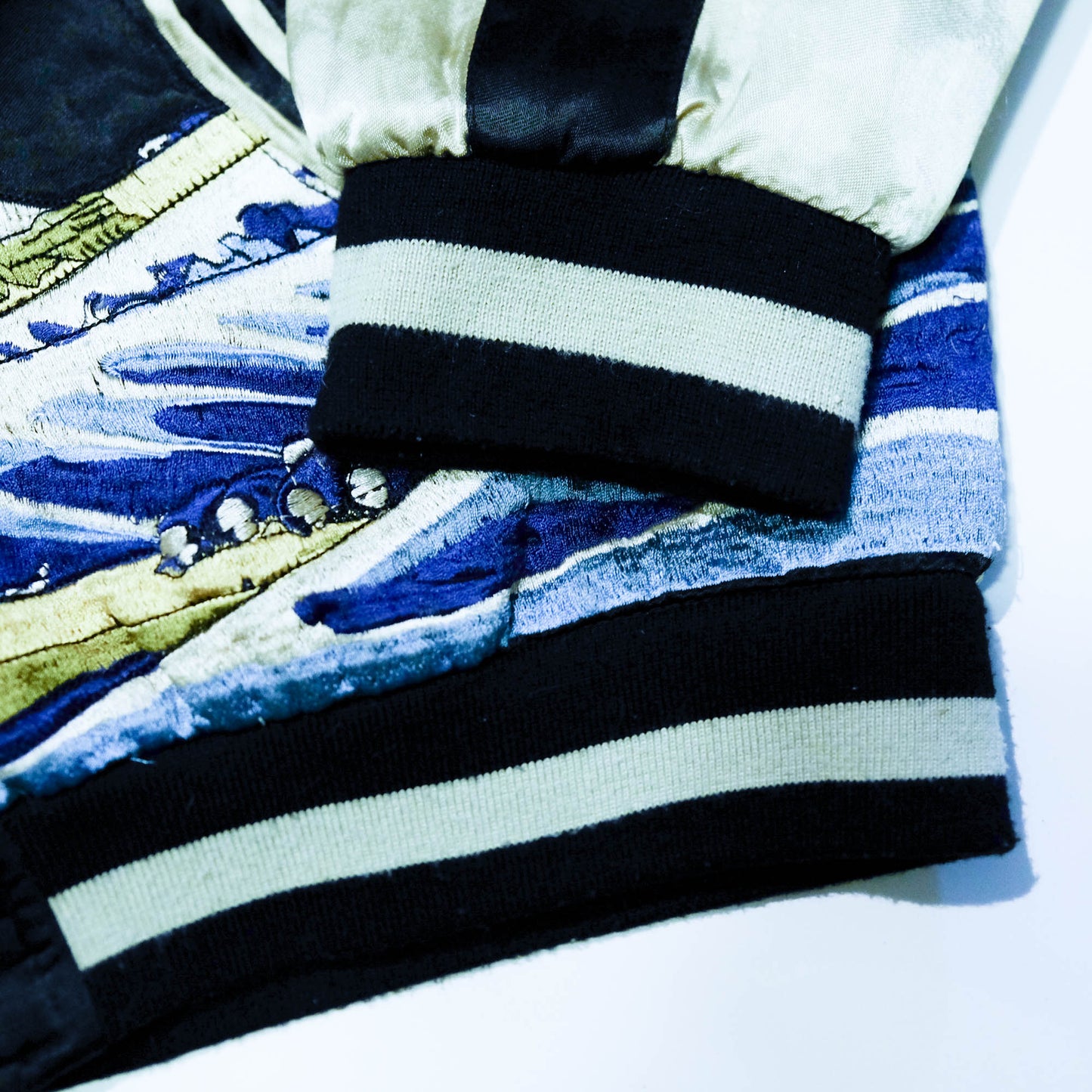 Rare Japanese Oni Wind & Thunder Gods × Great Wave Embroidered Rayon Souvenir Jacket