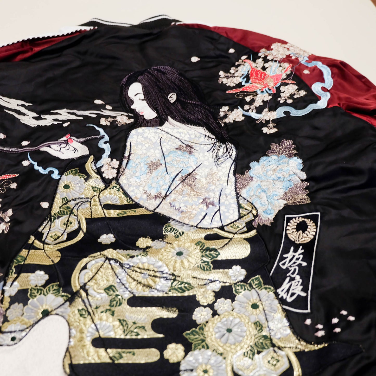 Divine Punishment Dragon & Tiger Sukajan Jacket Japanese Embroidered Souvenir Bomber Jacket – Yakuza Yanki Streetwear Artwear Size XL