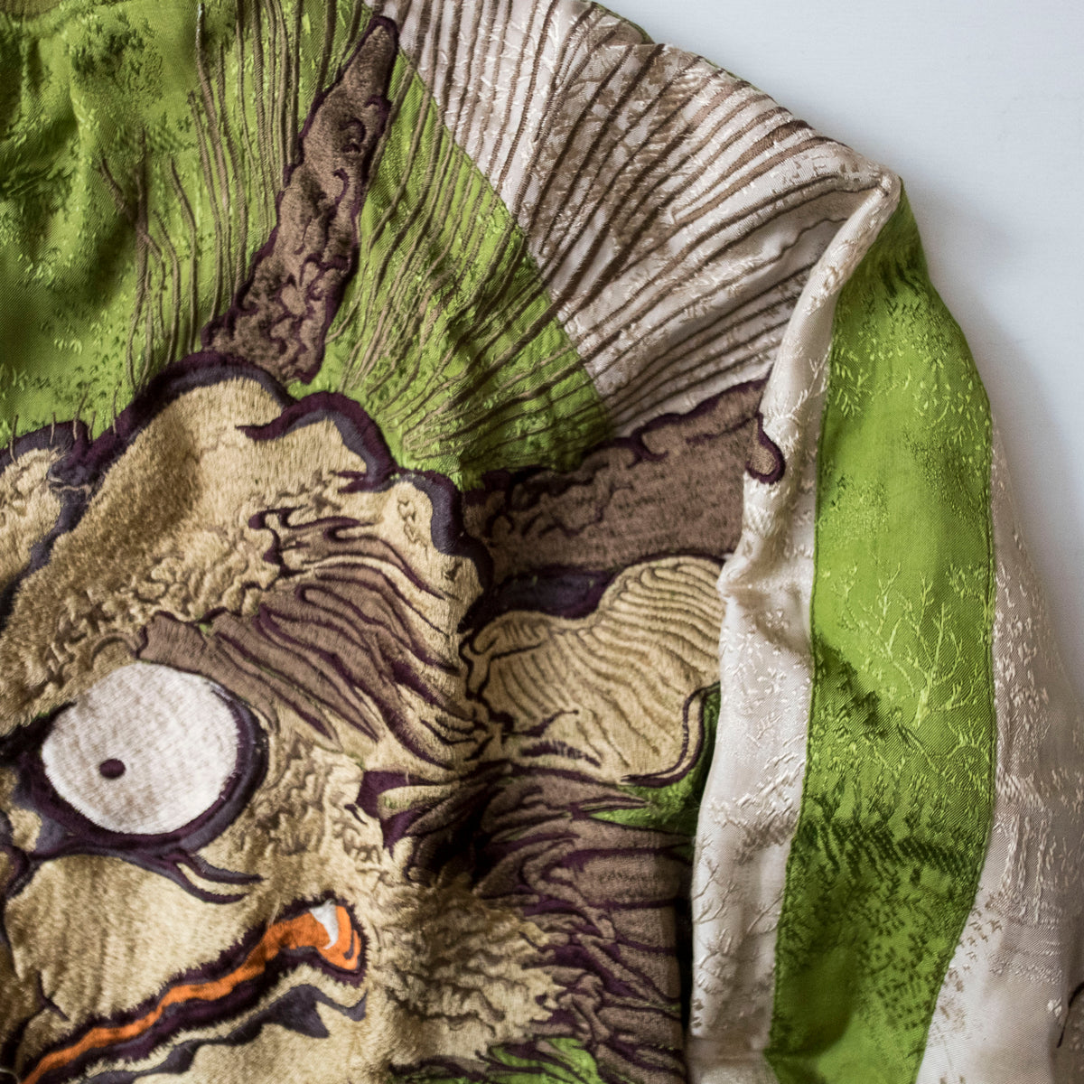 Samurai Ukiyo-e Dragon Reversible Sukajan Jacket Size L | Japanese Nihonga Inspired Souvenir Bomber