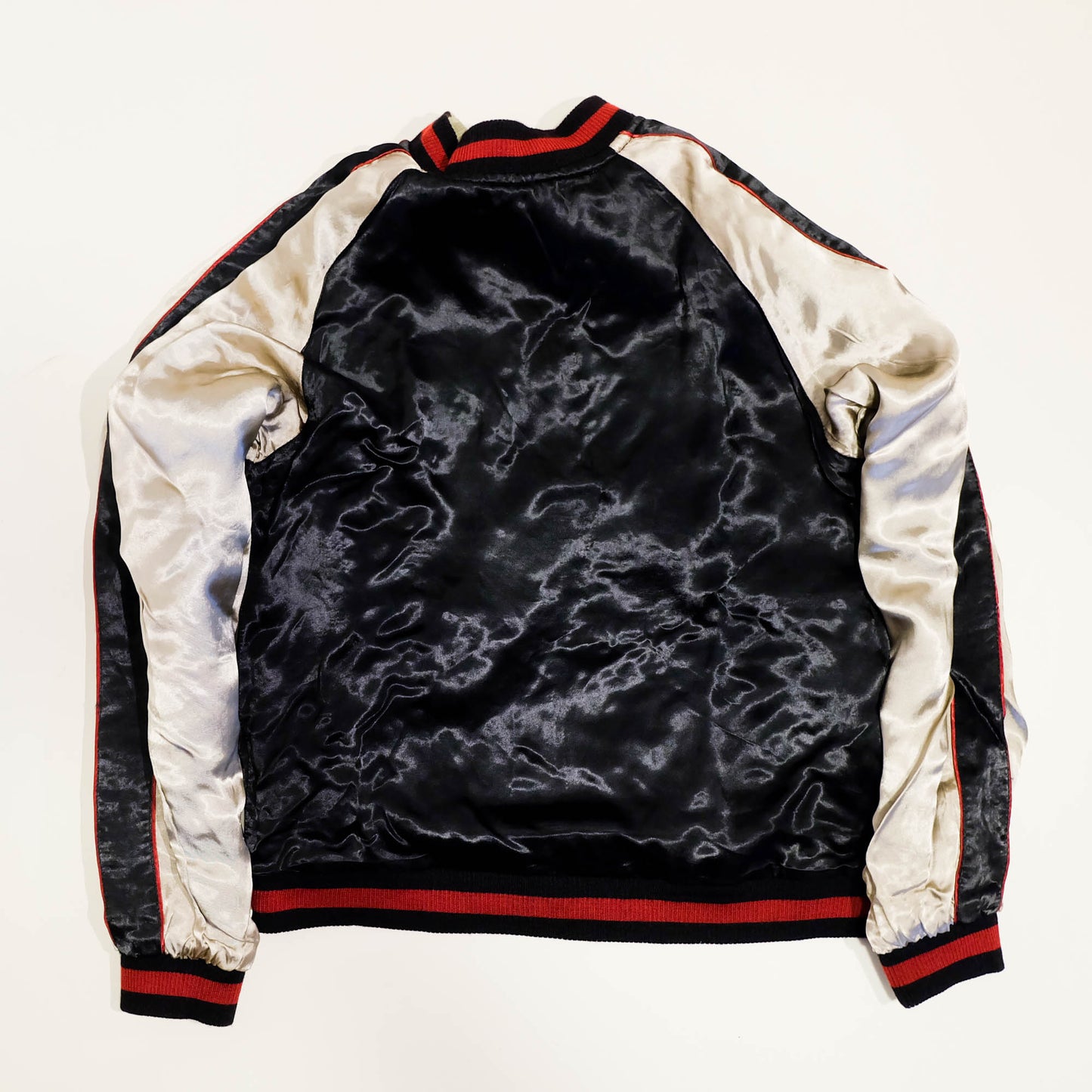 Yakuza Yanki Style Dragon Sukajan Jacket Japanese Embroidered Souvenir Jacket – Black Velvet Dragon Streetwear Artwear Size M