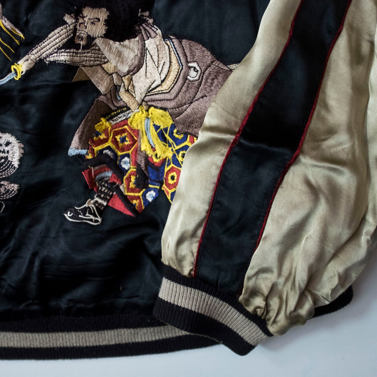 Samurai Ukiyo-e Dragon Reversible Sukajan Jacket Size L | Japanese Nihonga Inspired Souvenir Bomber
