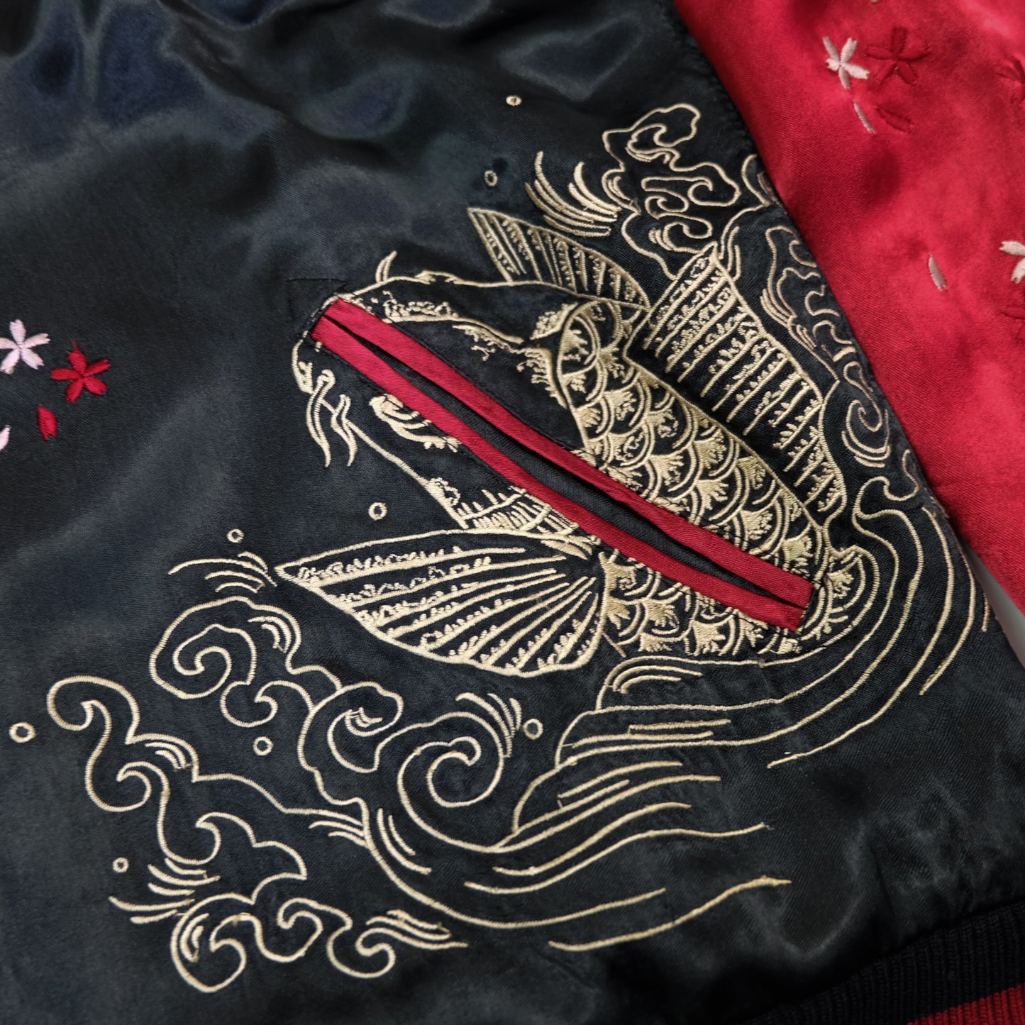 Reversible Japanese Dragon Koi Fish Whirlpool Art Sukajan Souvenir Jacket Size M