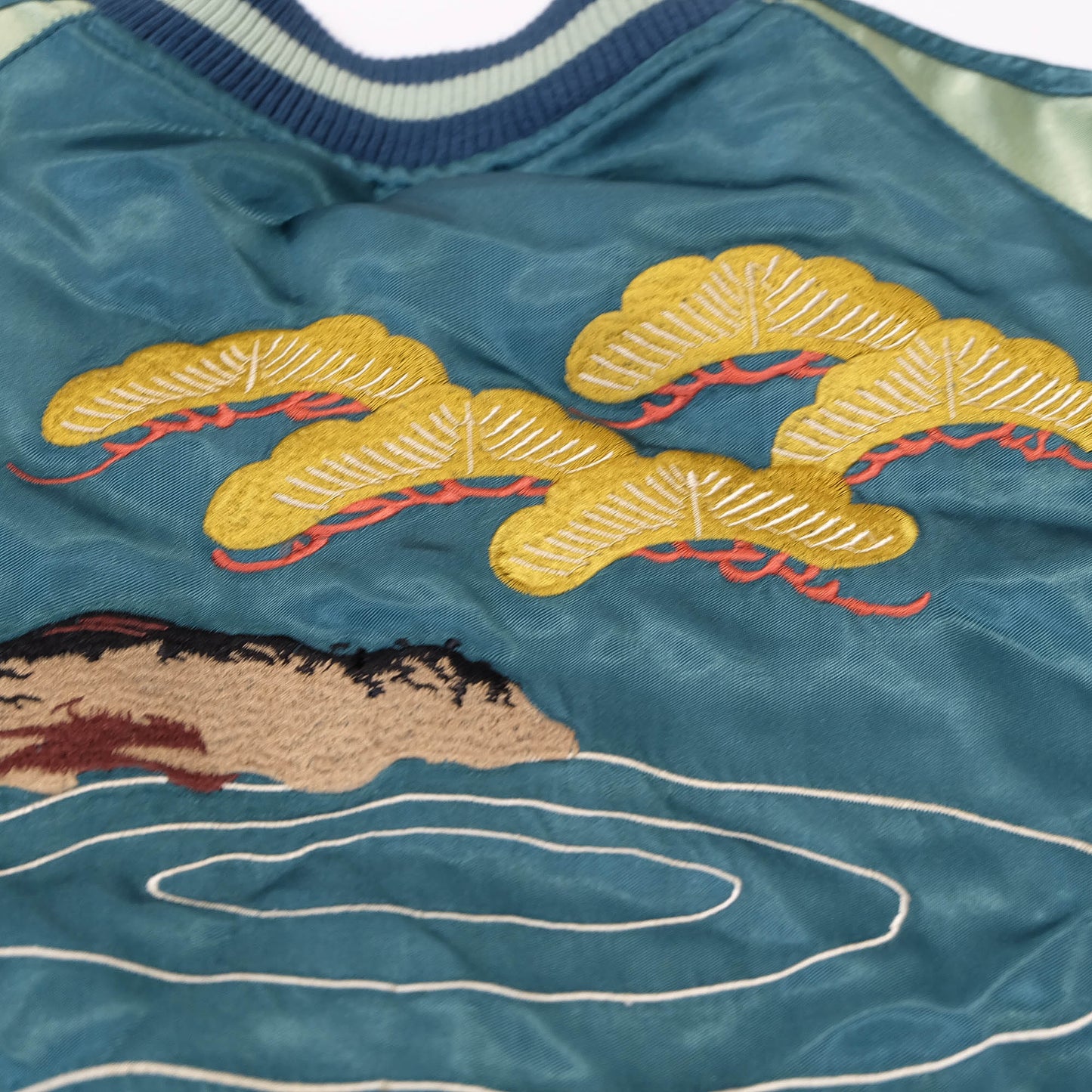 Elegant Japanese Embroidered Jacket Featuring Traditional Kingyo Goldfish, Water Ripples & Edo-Inspired Artwork