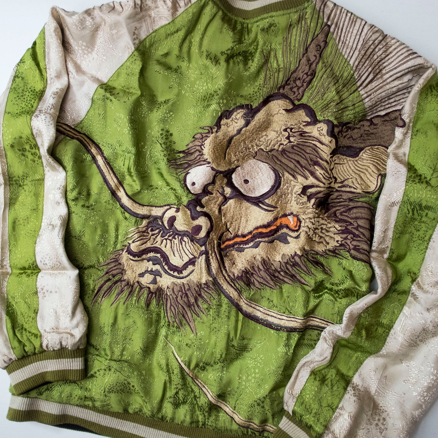 Samurai Ukiyo-e Dragon Reversible Sukajan Jacket Size L | Japanese Nihonga Inspired Souvenir Bomber