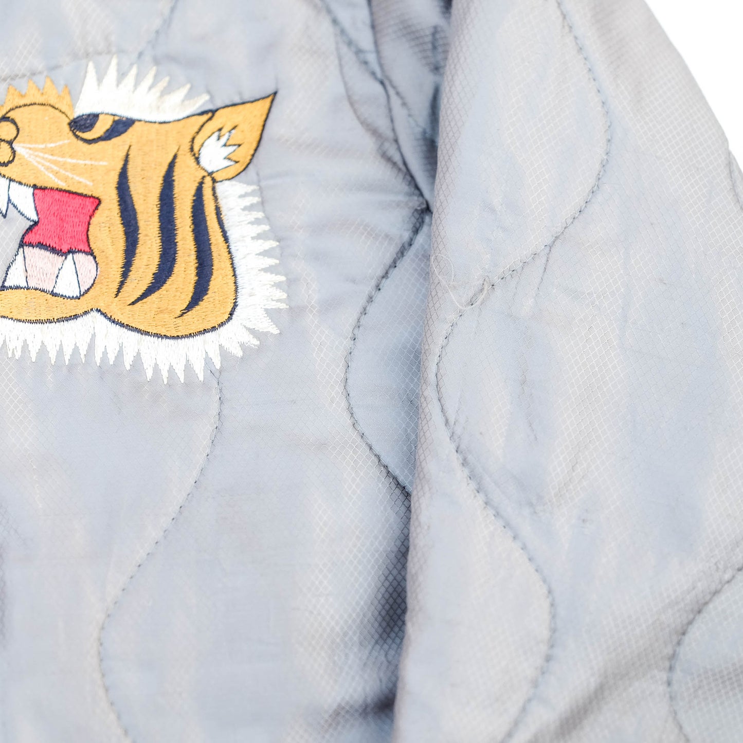 Japanese Vintage Sukajan Style Quilted Jacket – Tiger Embroidery Reversible Souvenir Jacket