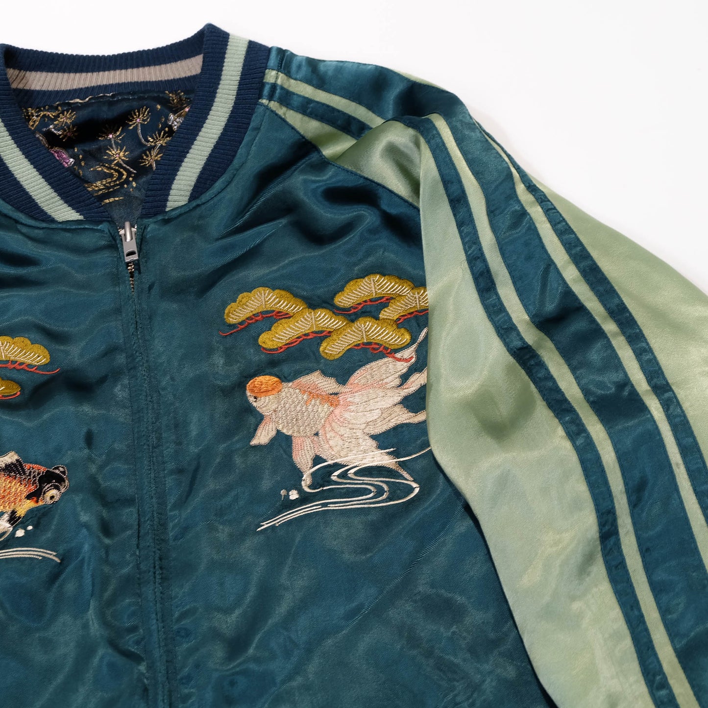 Elegant Japanese Embroidered Jacket Featuring Traditional Kingyo Goldfish, Water Ripples & Edo-Inspired Artwork