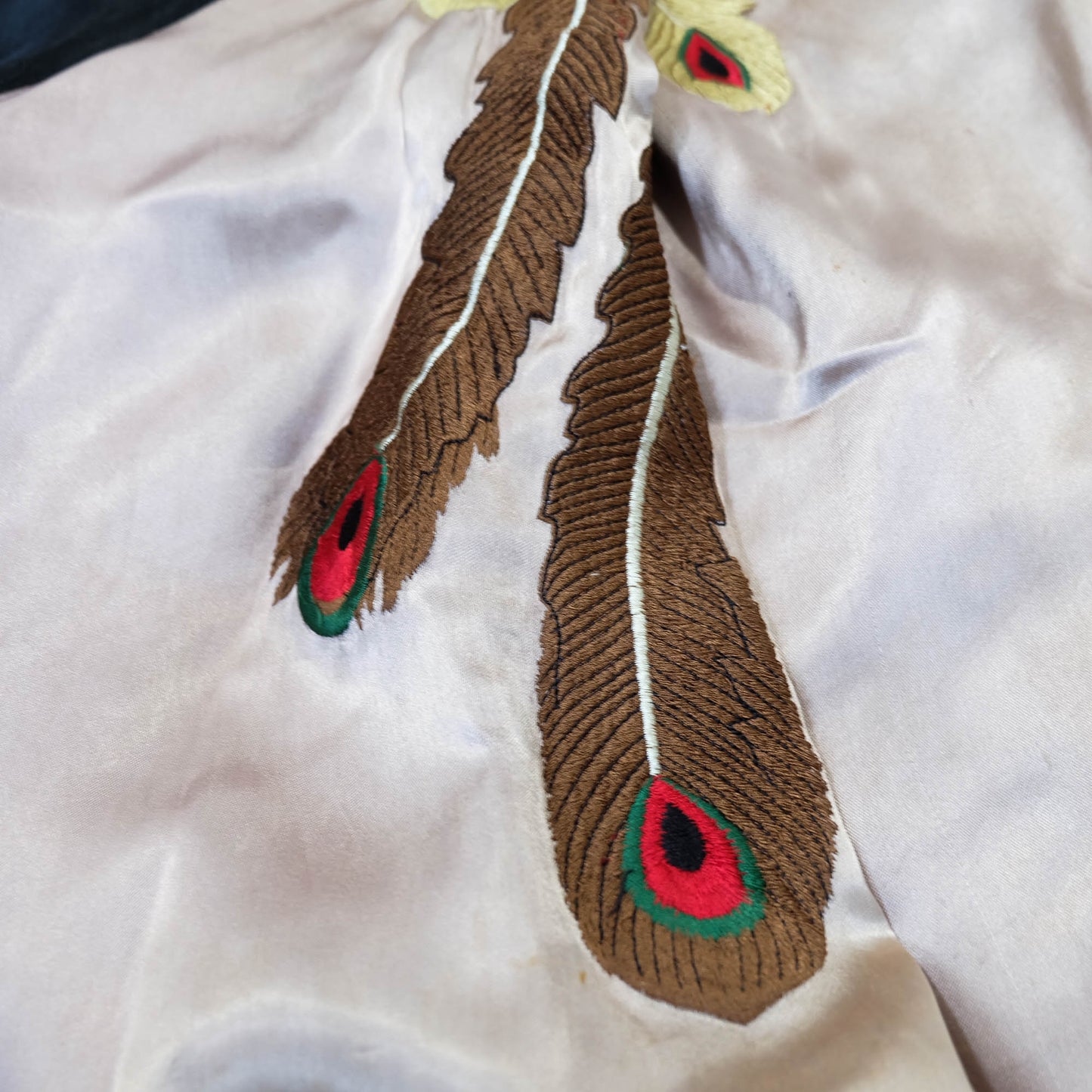 Vintage-Inspired Wagara Embroidered Jacket Featuring Majestic Kujaku Peacock Feathers, Phoenix Bird & Traditional Japanese Textile Art
