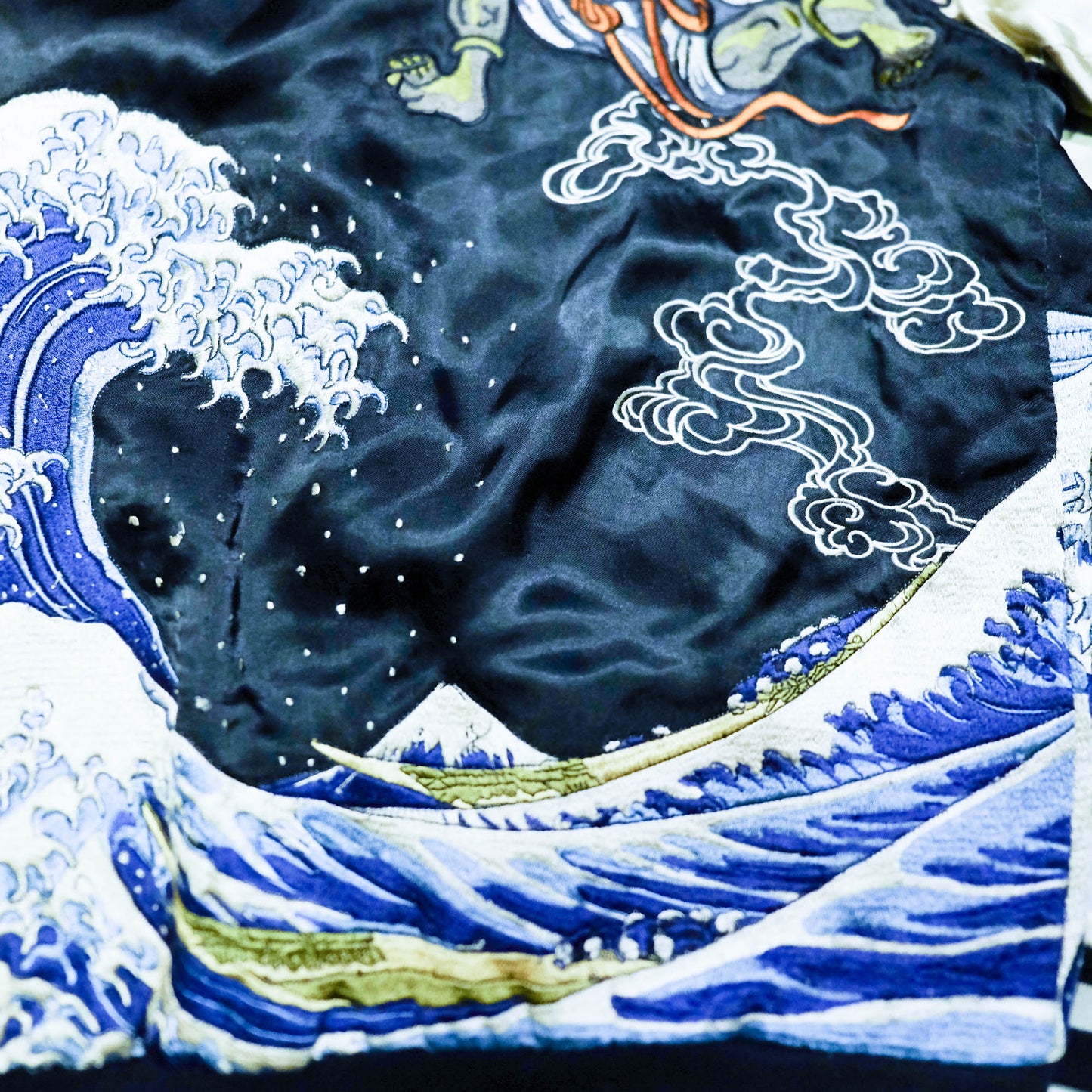 Rare Japanese Oni Wind & Thunder Gods × Great Wave Embroidered Rayon Souvenir Jacket