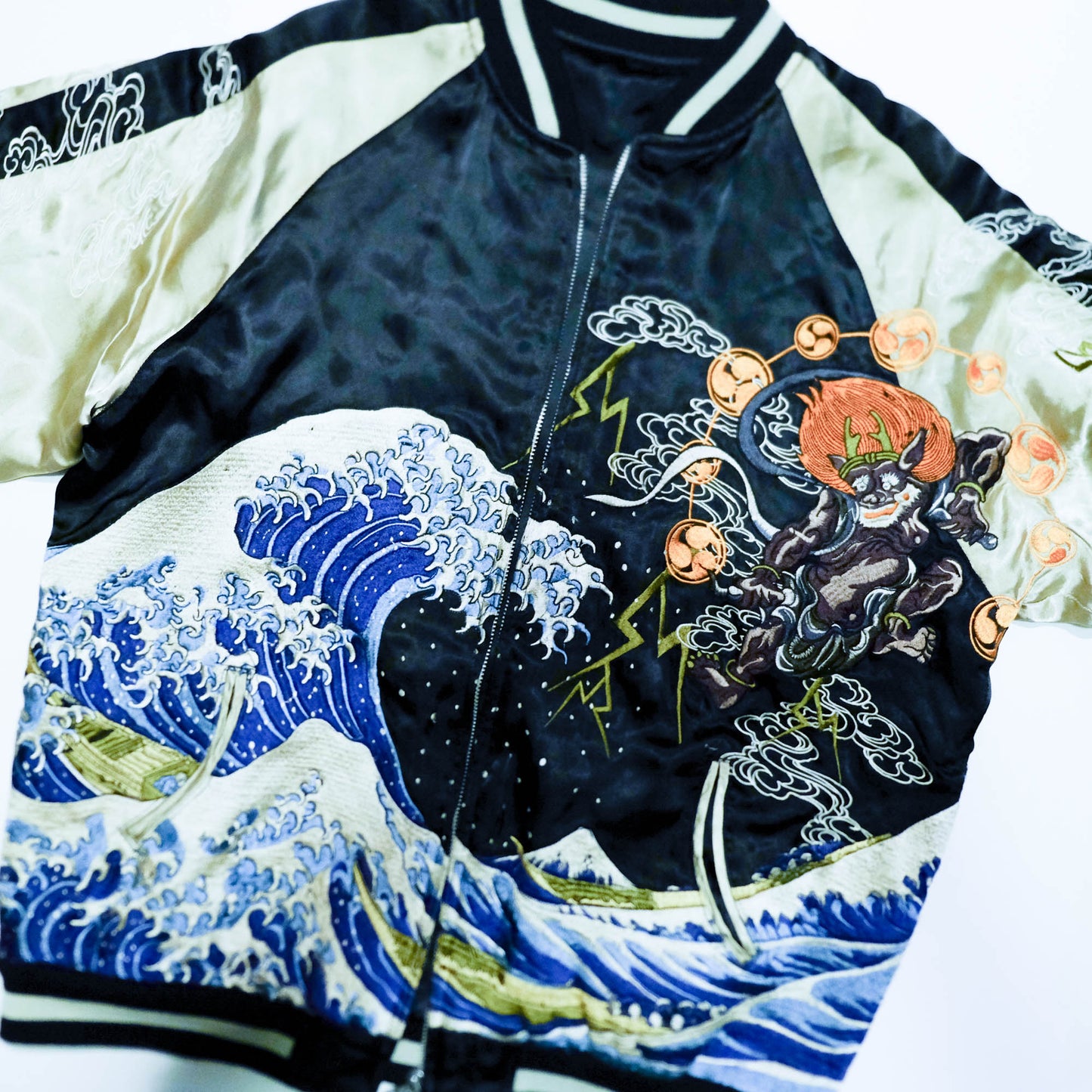 Rare Japanese Oni Wind & Thunder Gods × Great Wave Embroidered Rayon Souvenir Jacket