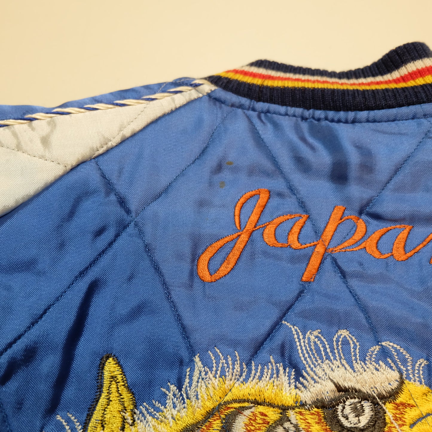 Reminiscence Padded Sukajan Jacket M–L | Japanese Tiger Dragon Eagle Embroidery Quilted Souvenir Bomber Jacket