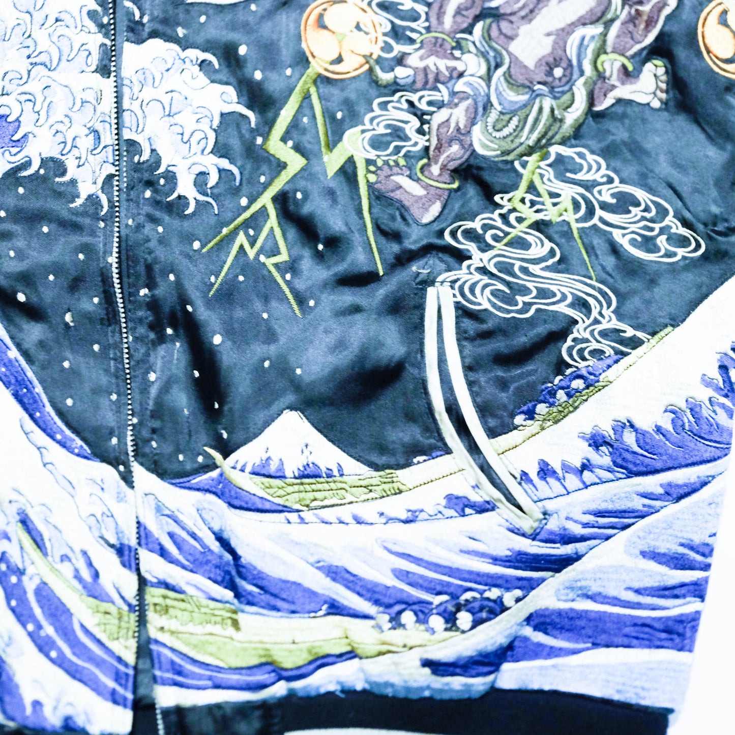Rare Japanese Oni Wind & Thunder Gods × Great Wave Embroidered Rayon Souvenir Jacket
