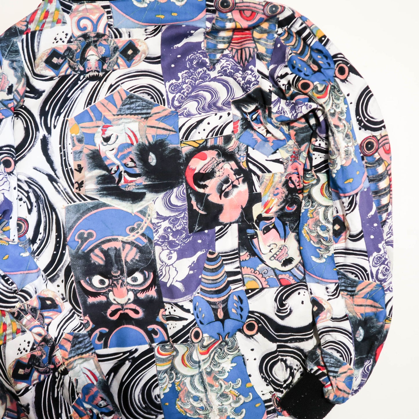 Reversible Black Velvet Dragon Sukajan Jacket – Ukiyo-e Kabuki Samurai Art Collage Japanese Souvenir Blouson