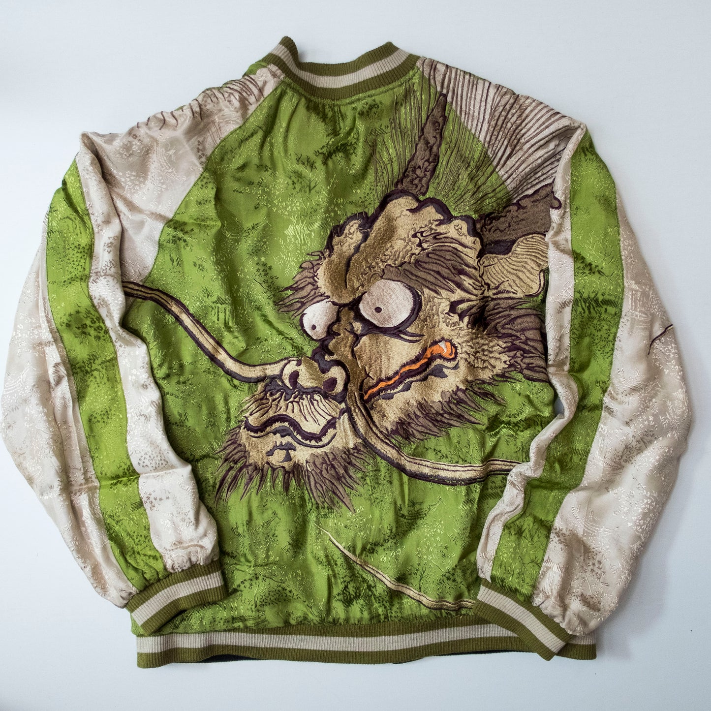 Samurai Ukiyo-e Dragon Reversible Sukajan Jacket Size L | Japanese Nihonga Inspired Souvenir Bomber