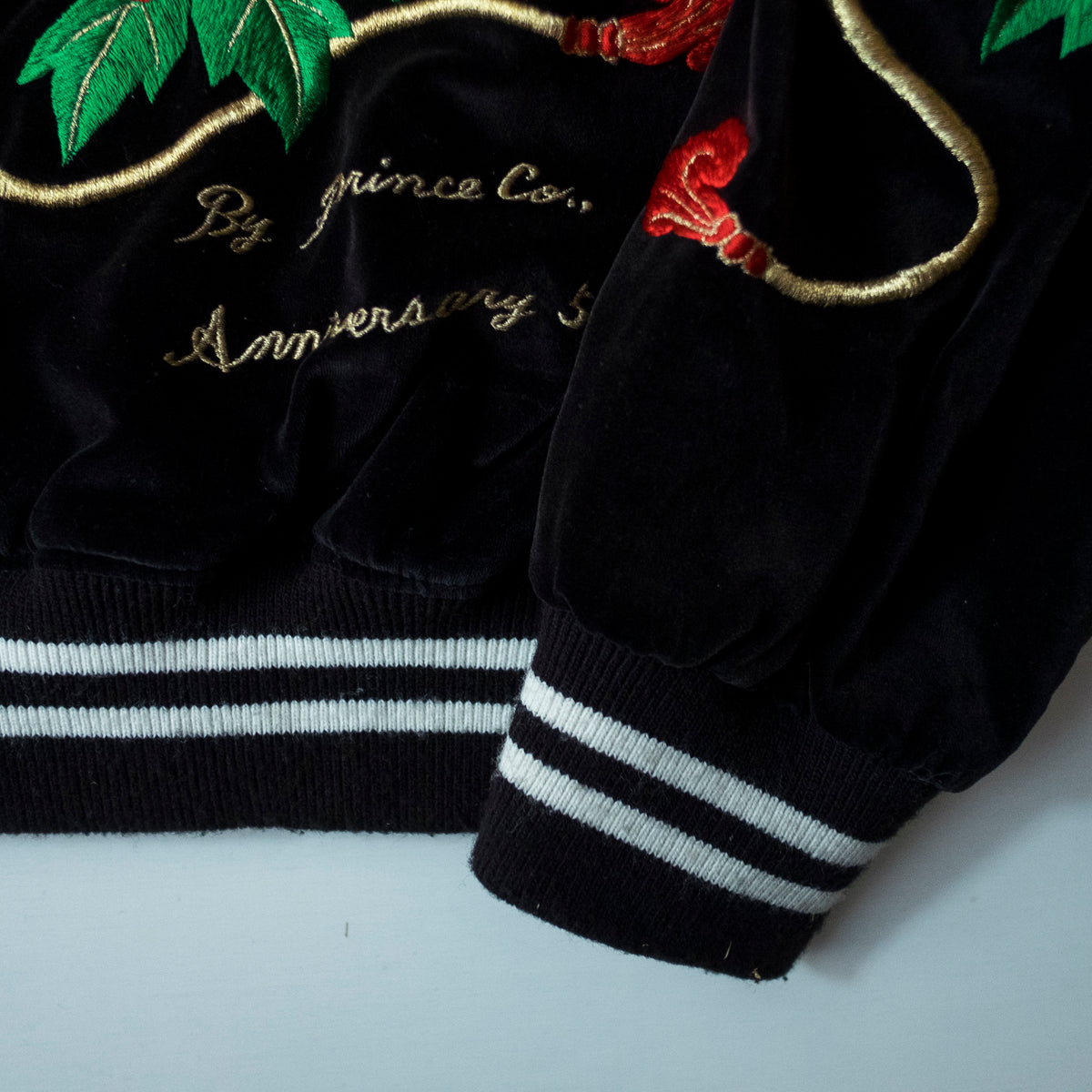 Yokosuka Velvet Sukajan Jacket Size L | Japanese Embroidered Souvenir Bomber Jacket