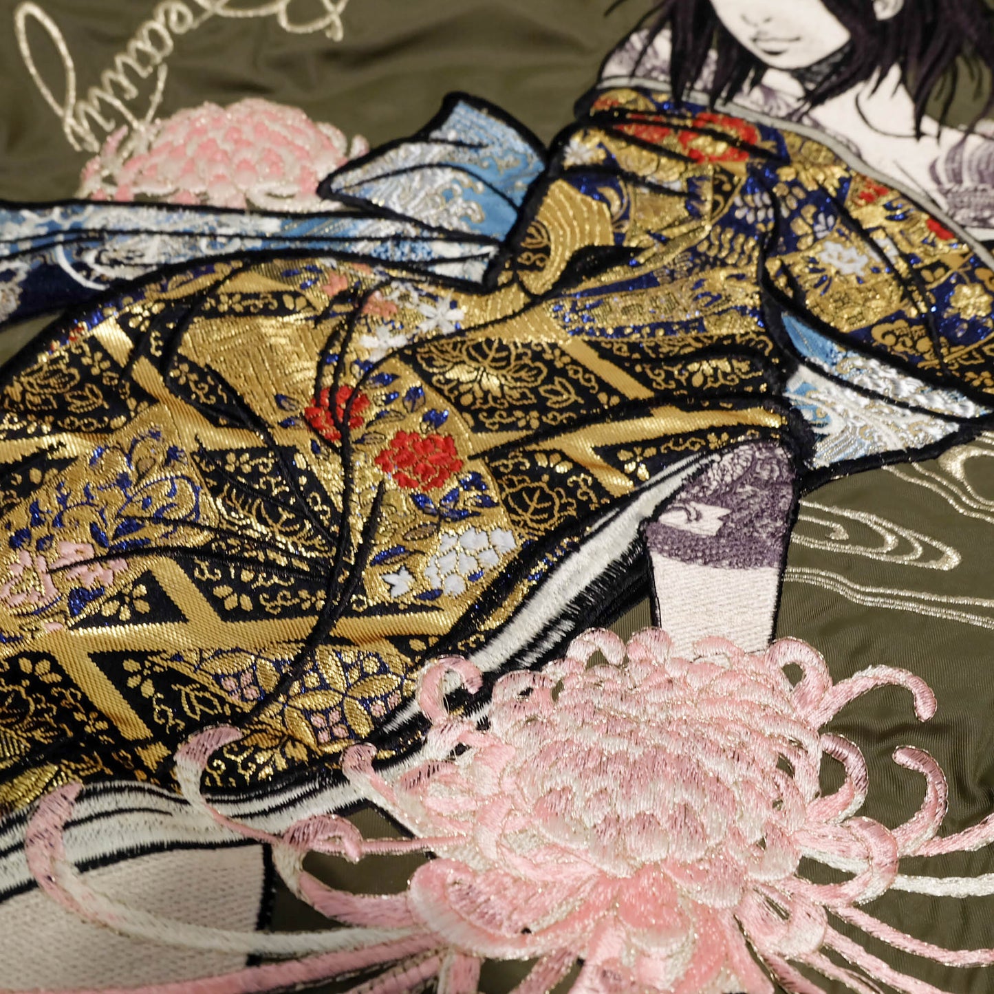 Japanese DIVINE RETRIBUTION Oiran Beauty Cherry Blossom Embroidered MA-1 Bomber Jacket XL