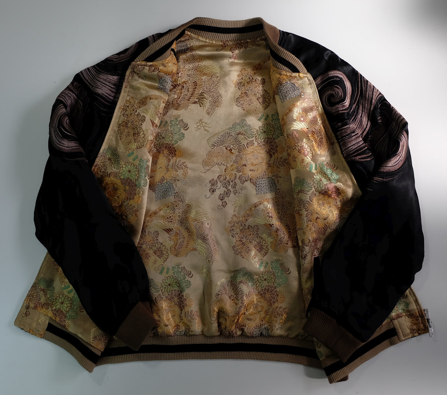 Vintage Japanese Nihonga Whirlpool Dragon Brocade Sukajan Souvenir Jacket