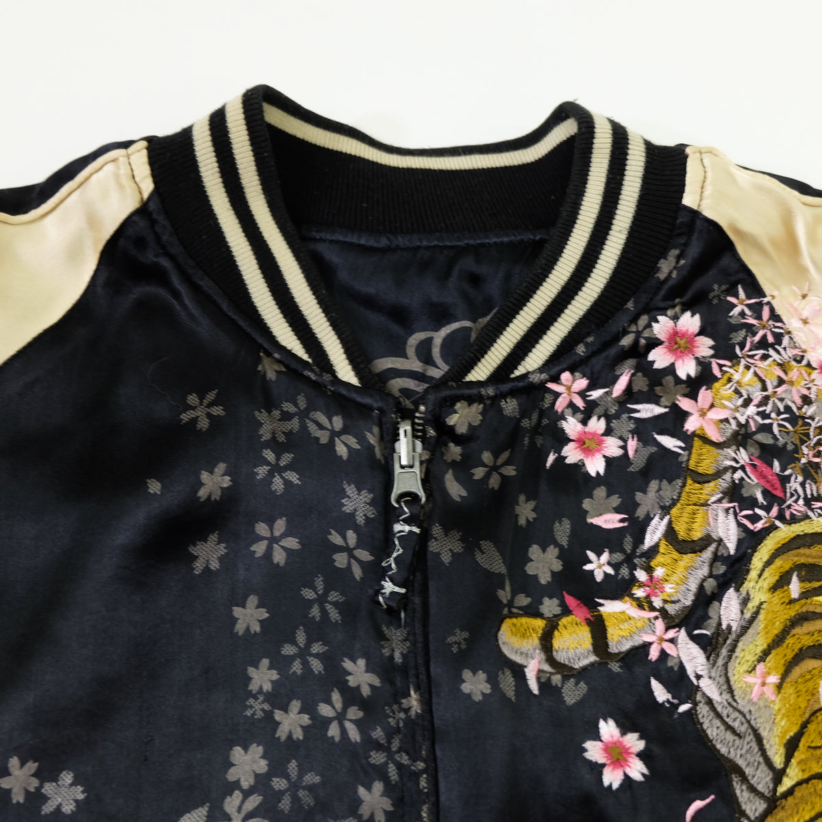 Miyabi Musubi Reversible Japanese Sukajan Tiger Sakura Koi Dragon Phoenix Embroidered Souvenir Jacket | Black Ivory Wagara Bomber