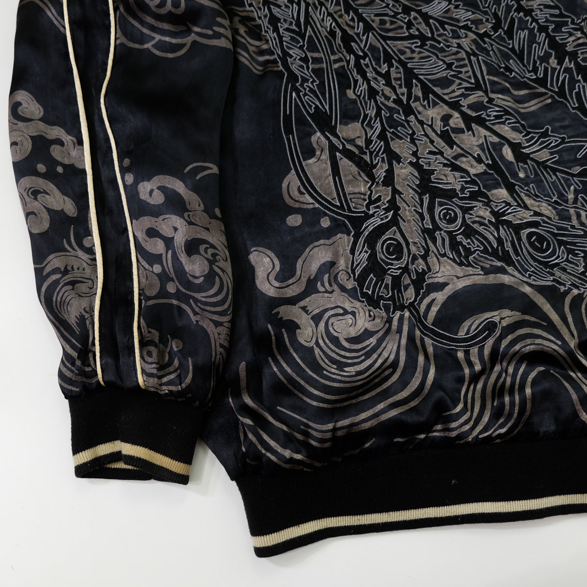 Miyabi Musubi Reversible Japanese Sukajan Tiger Sakura Koi Dragon Phoenix Embroidered Souvenir Jacket | Black Ivory Wagara Bomber