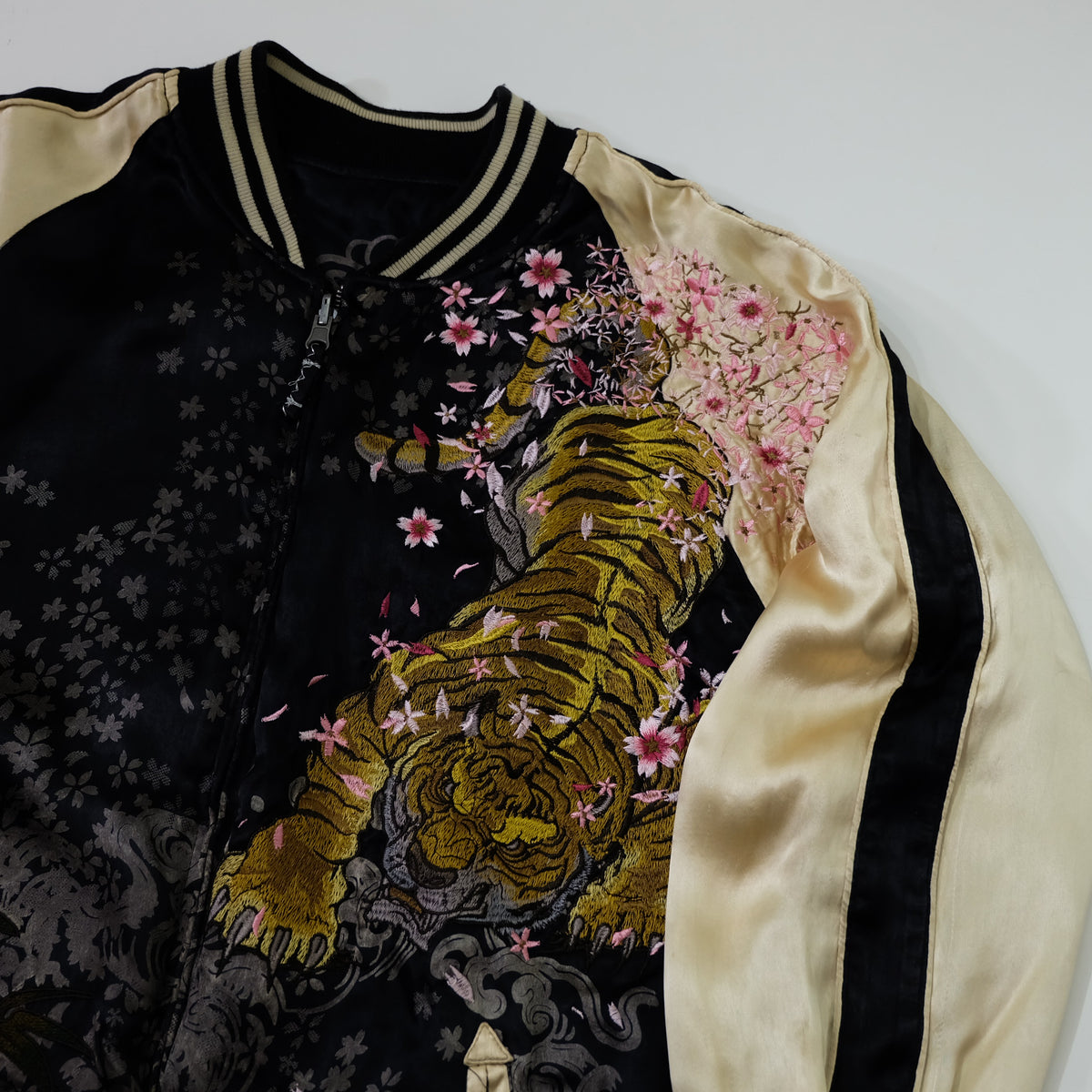 Miyabi Musubi Reversible Japanese Sukajan Tiger Sakura Koi Dragon Phoenix Embroidered Souvenir Jacket | Black Ivory Wagara Bomber
