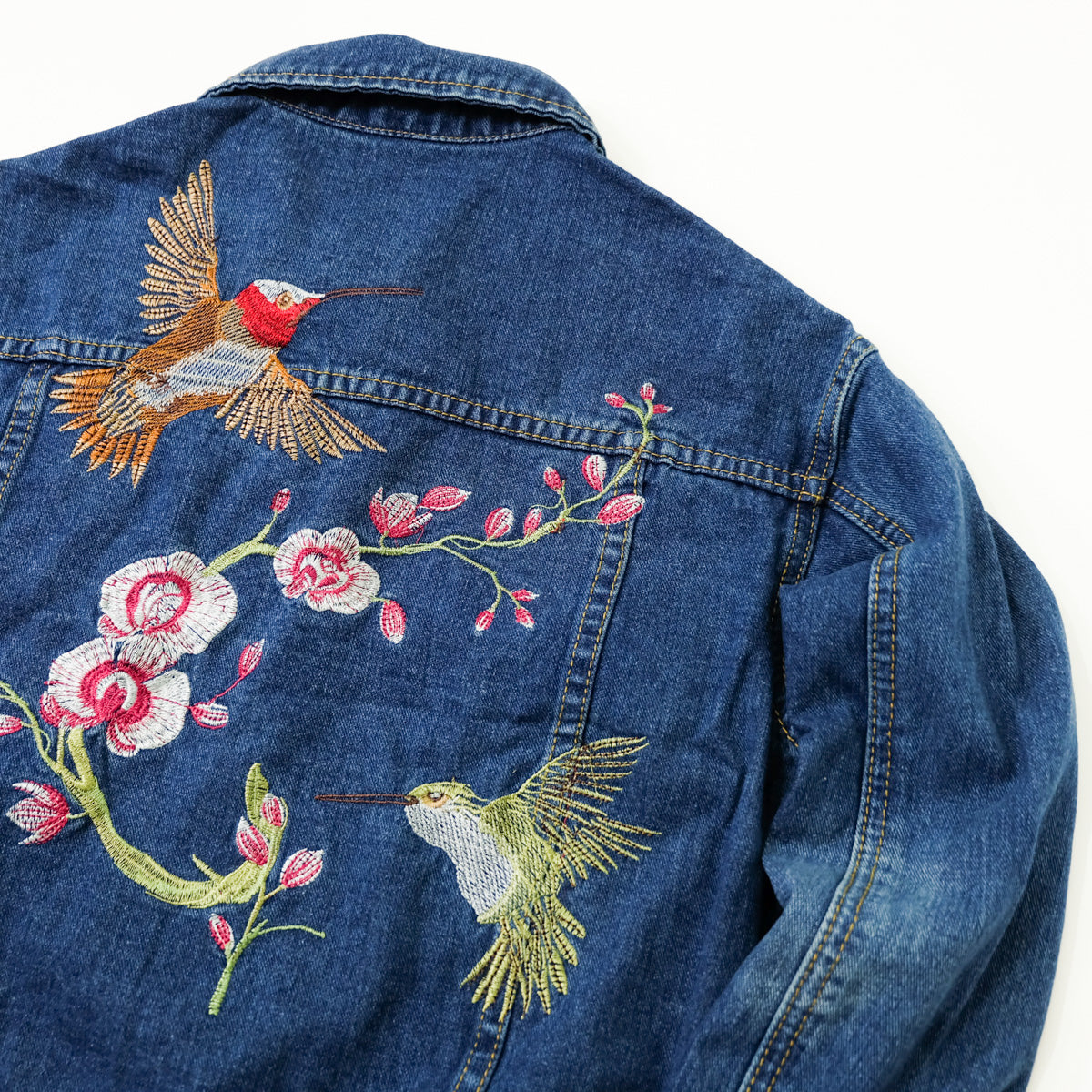 Ladies XL Hummingbird Floral Embroidered Denim Jean Jacket | Blue Vintage Style Trucker Jacket