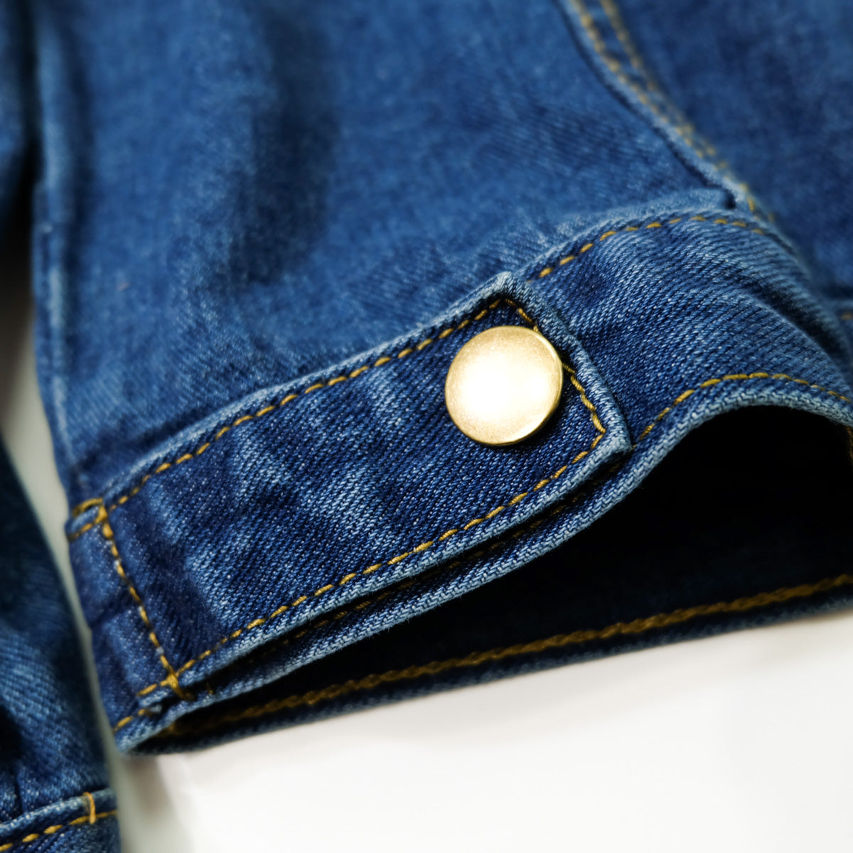 Ladies XL Hummingbird Floral Embroidered Denim Jean Jacket | Blue Vintage Style Trucker Jacket