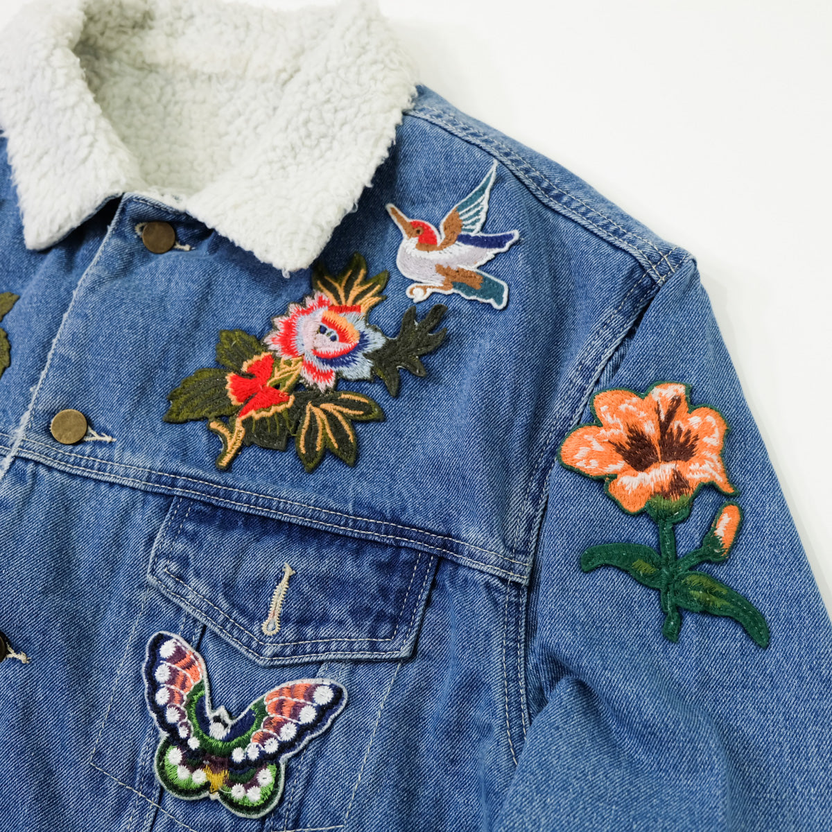 L’Aveugle Par Amour Tiger Embroidered Custom Patches Sherpa Denim Jacket | Butterfly Rose Bird Patch Trucker Coat | Maximalist Streetwear (Copy)
