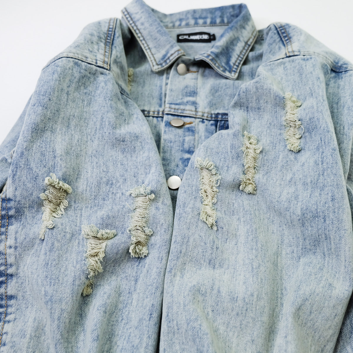 CALMIND Oriental Brocade Patchwork Distressed Denim Jacket Size L | Japanese Chinese Textile Art Zip Back Trucker Jean Jacket