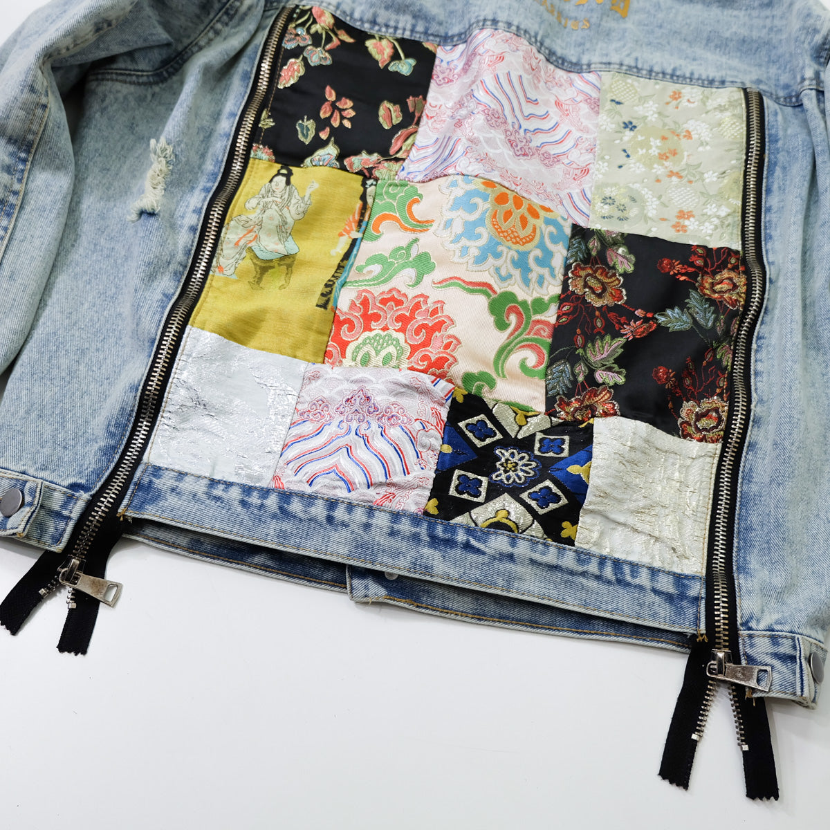 CALMIND Oriental Brocade Patchwork Distressed Denim Jacket Size L | Japanese Chinese Textile Art Zip Back Trucker Jean Jacket