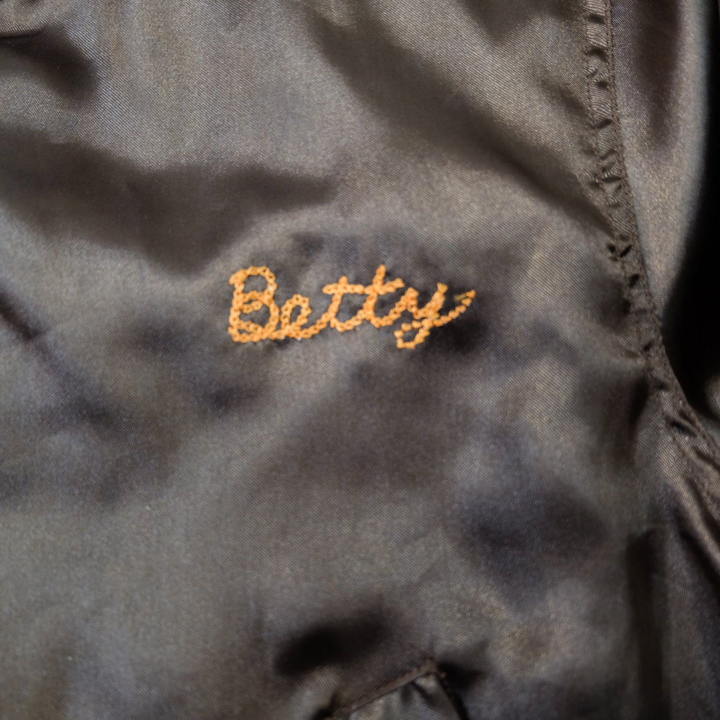 MIC MORE “MAYNER” Tiger Embroidered Brown Satin Bomber Jacket | Betty Script Quilted Sukajan Style | Size M