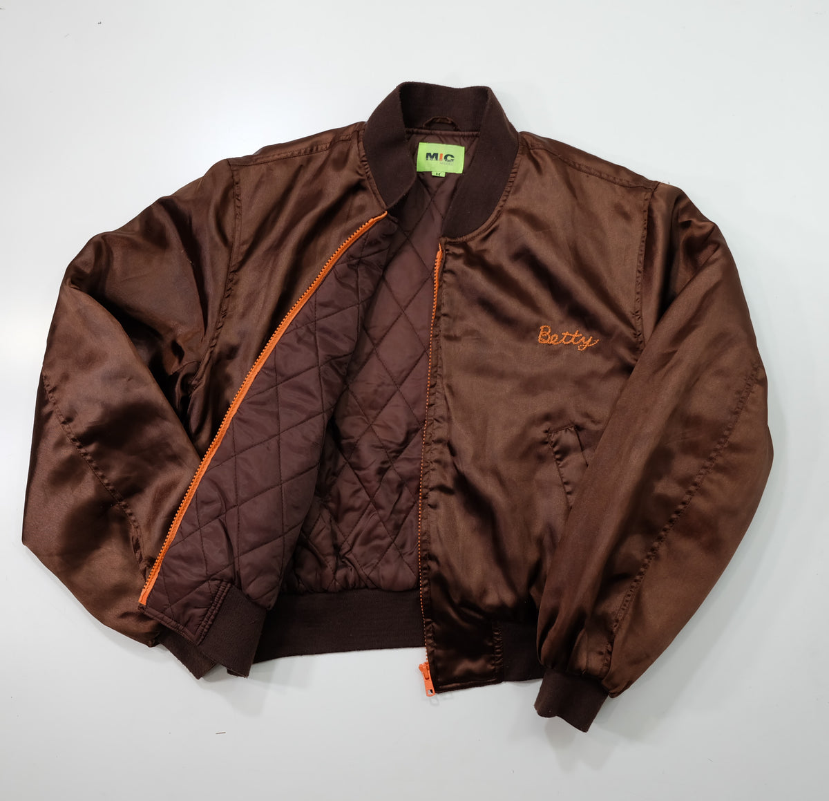 MIC MORE “MAYNER” Tiger Embroidered Brown Satin Bomber Jacket | Betty Script Quilted Sukajan Style | Size M