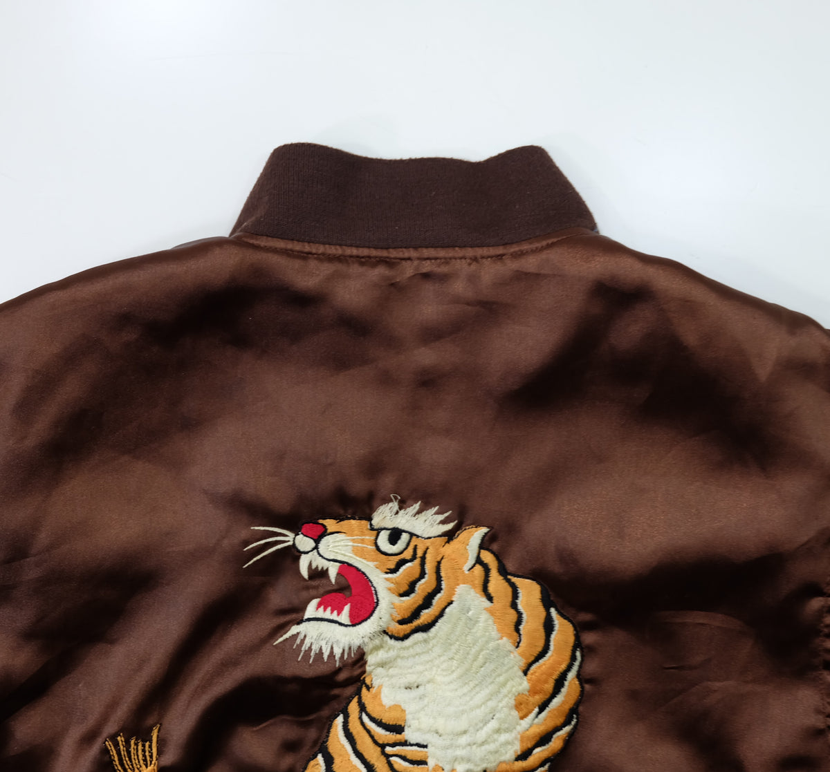 MIC MORE “MAYNER” Tiger Embroidered Brown Satin Bomber Jacket | Betty Script Quilted Sukajan Style | Size M