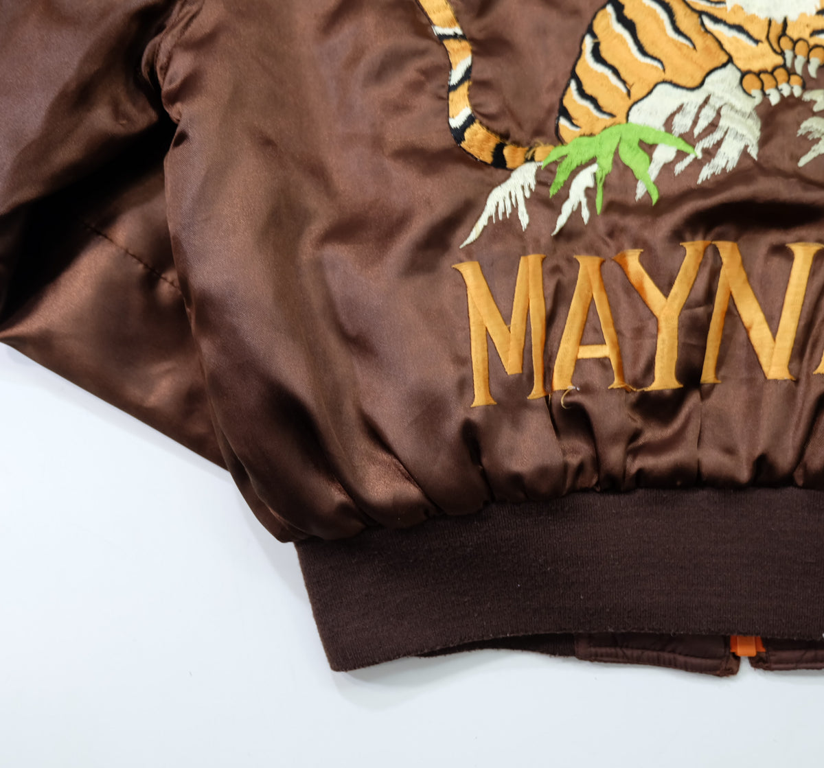 MIC MORE “MAYNER” Tiger Embroidered Brown Satin Bomber Jacket | Betty Script Quilted Sukajan Style | Size M