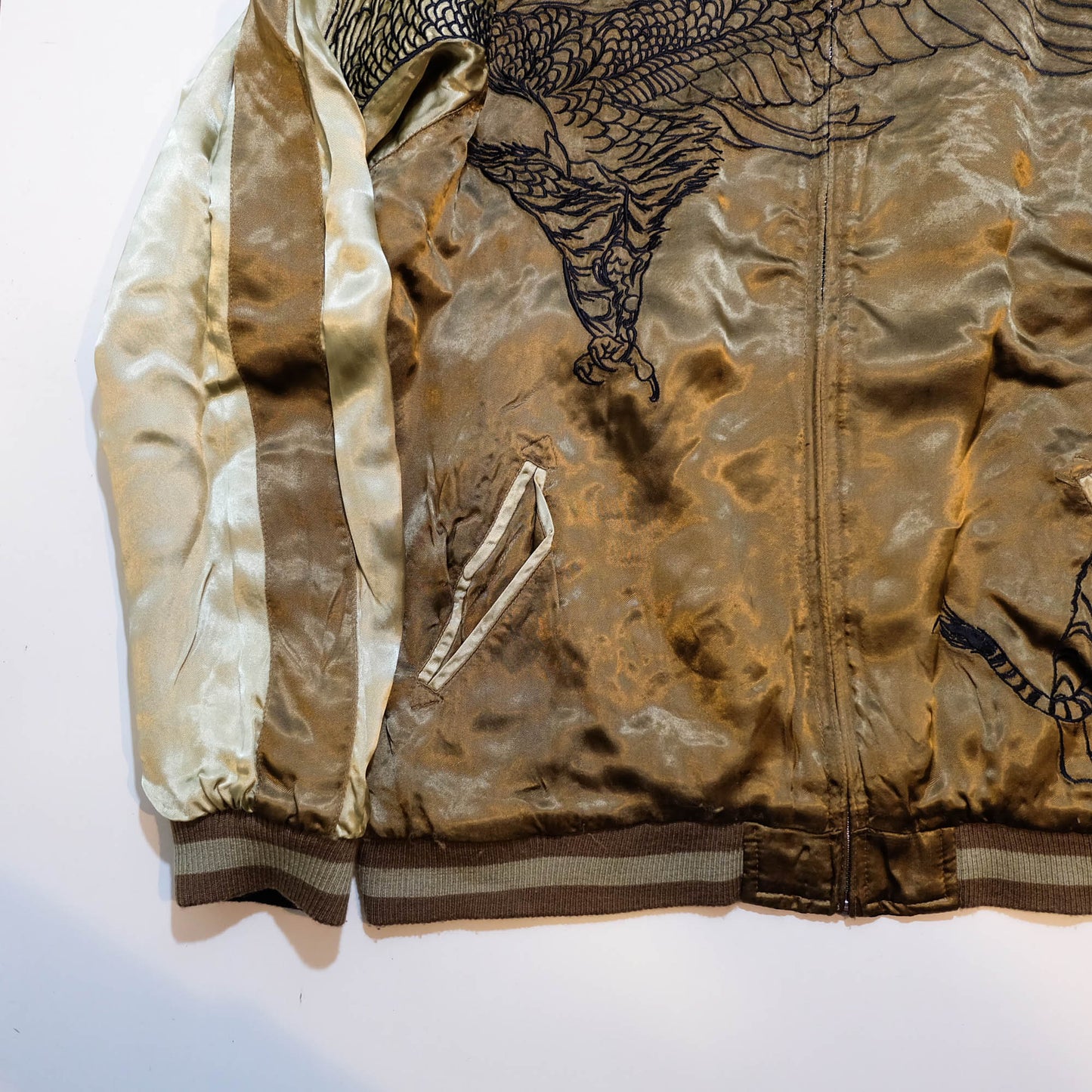 Black & Gold Tiger × Eagle Sukajan Jacket Japanese Souvenir Bomber Jacket with Kacho-Fugetsu Inspired Animal Embroidery Size L