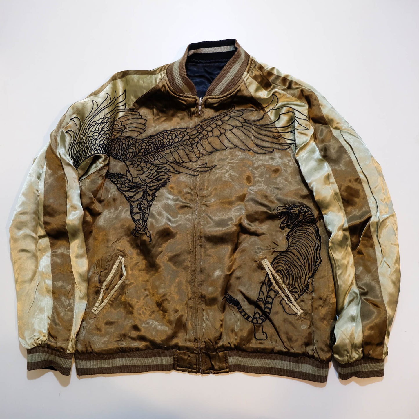 Black & Gold Tiger × Eagle Sukajan Jacket Japanese Souvenir Bomber Jacket with Kacho-Fugetsu Inspired Animal Embroidery Size L