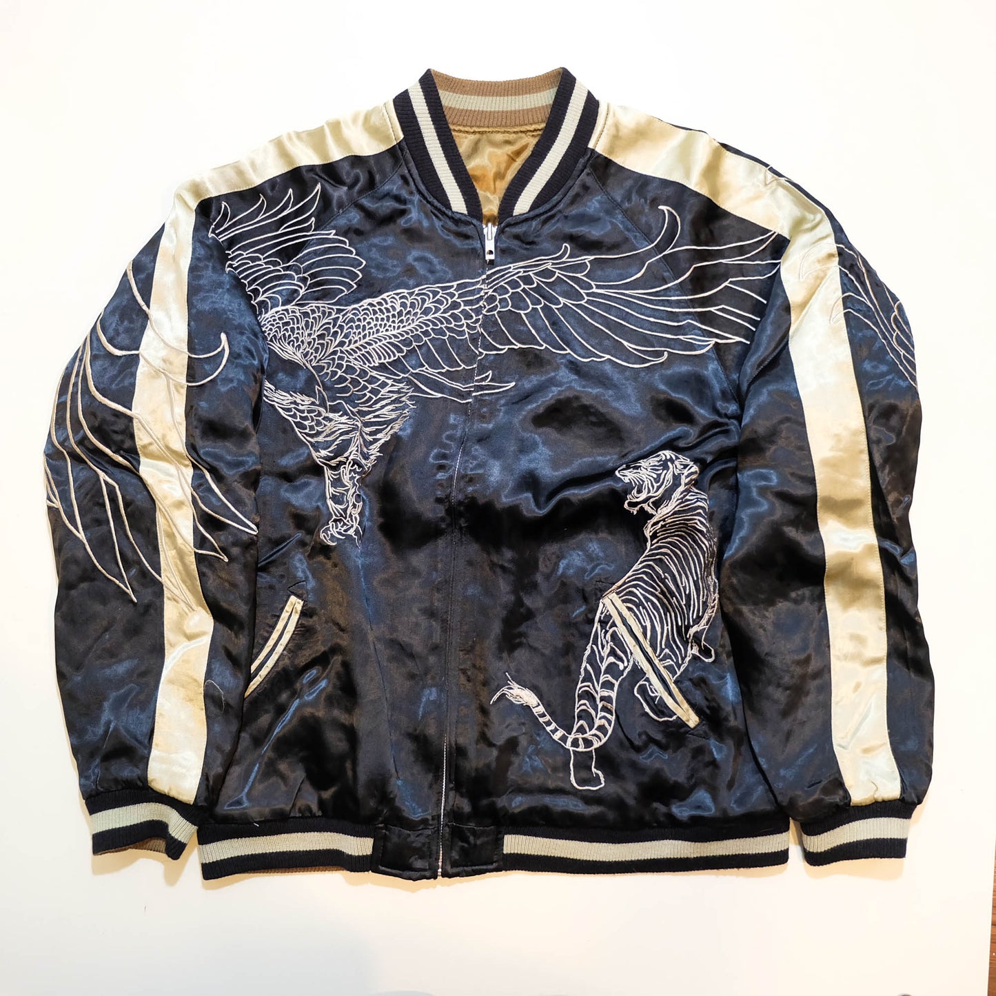 Black & Gold Tiger × Eagle Sukajan Jacket Japanese Souvenir Bomber Jacket with Kacho-Fugetsu Inspired Animal Embroidery Size L