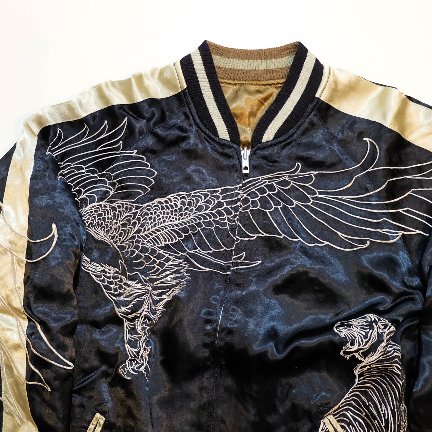 Black & Gold Tiger × Eagle Sukajan Jacket Japanese Souvenir Bomber Jacket with Kacho-Fugetsu Inspired Animal Embroidery Size L