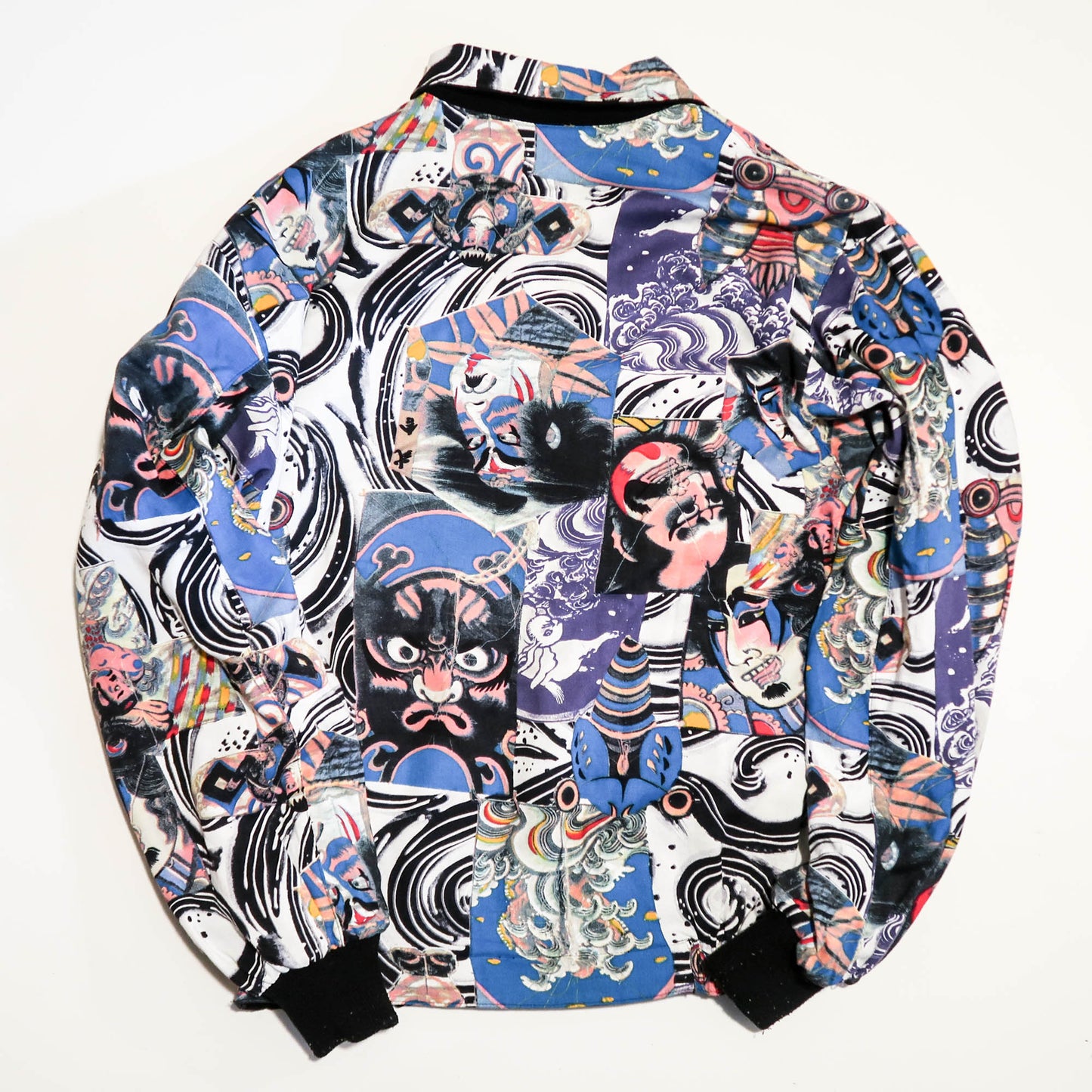 Reversible Black Velvet Dragon Sukajan Jacket – Ukiyo-e Kabuki Samurai Art Collage Japanese Souvenir Blouson