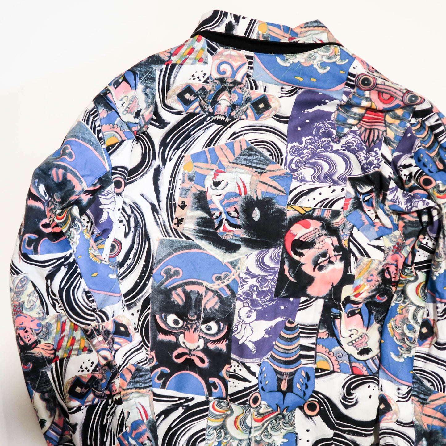 Reversible Black Velvet Dragon Sukajan Jacket – Ukiyo-e Kabuki Samurai Art Collage Japanese Souvenir Blouson
