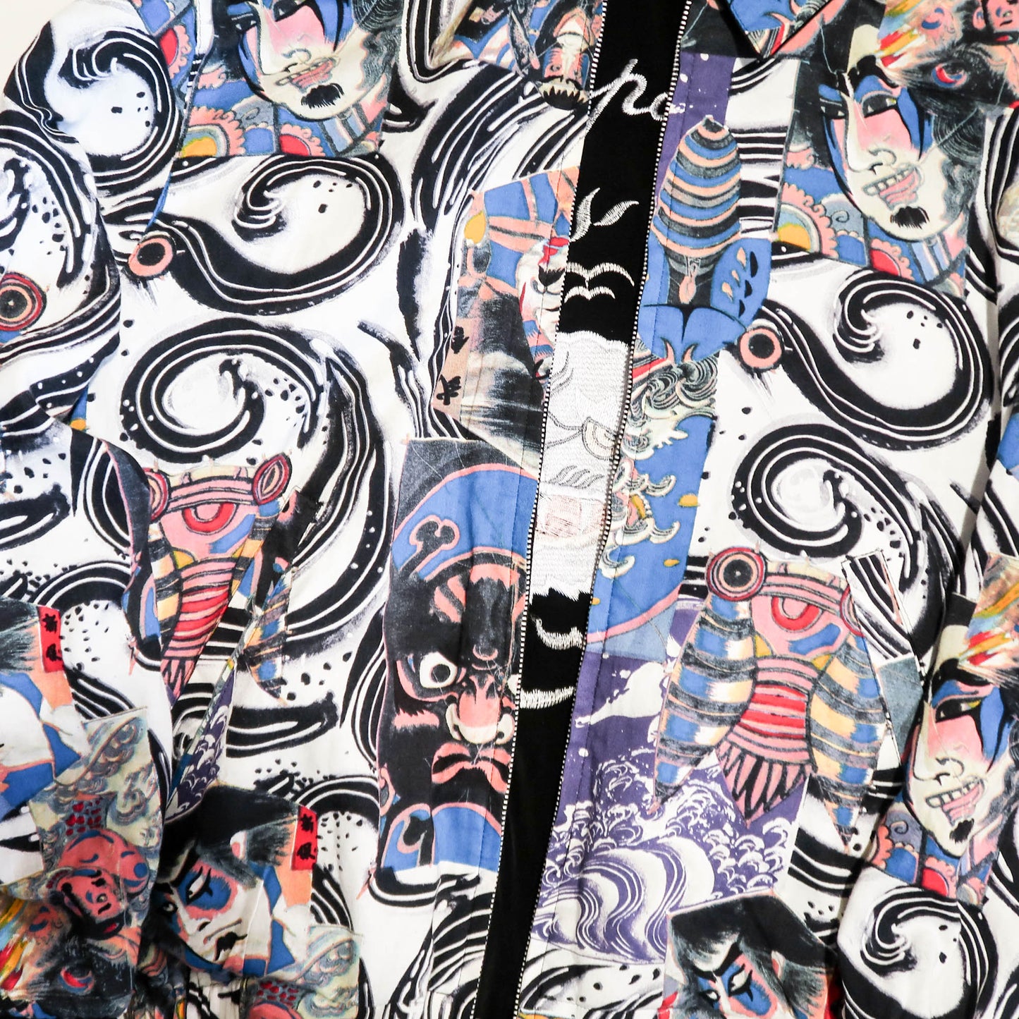 Reversible Black Velvet Dragon Sukajan Jacket – Ukiyo-e Kabuki Samurai Art Collage Japanese Souvenir Blouson