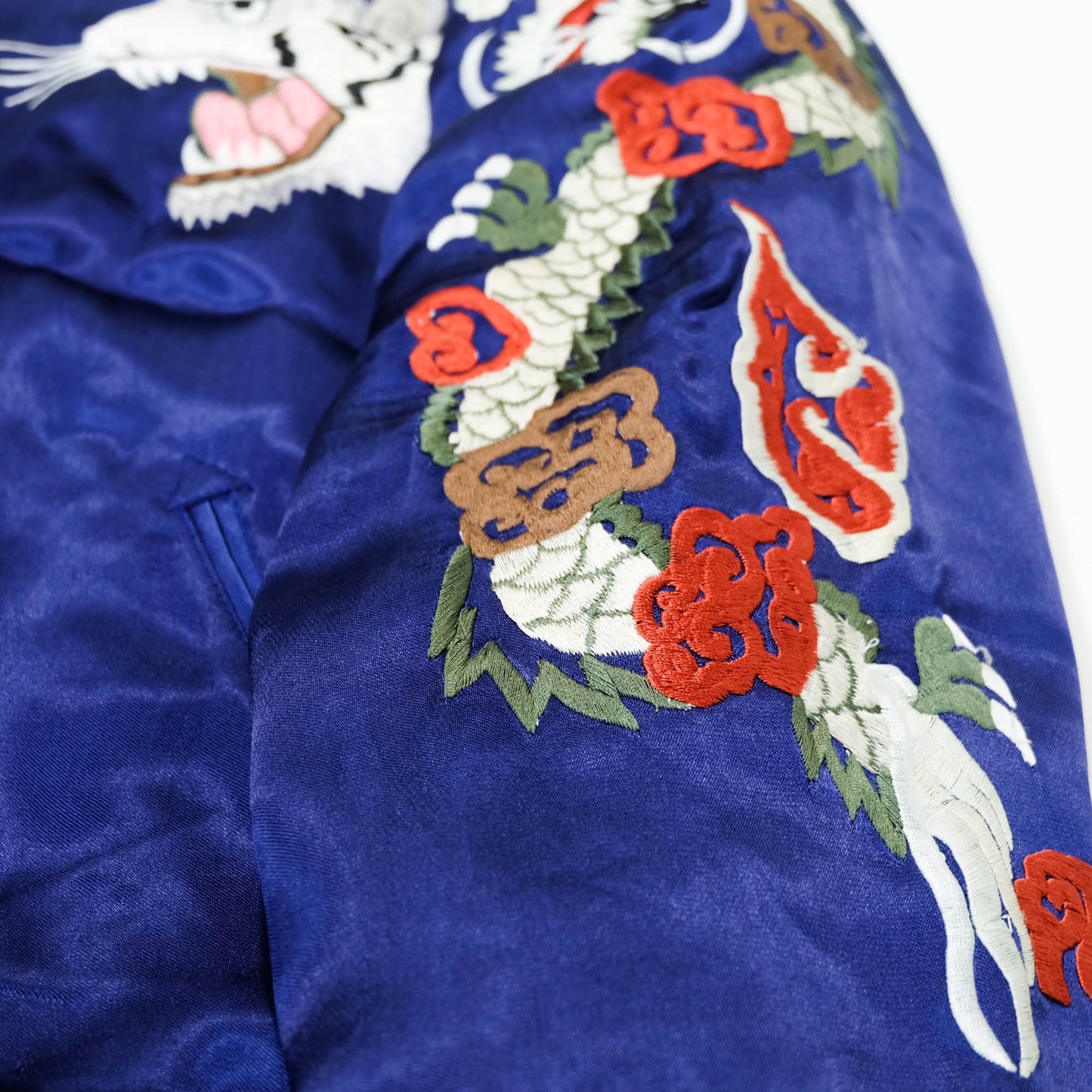 Rare Purple Yokosuka Souvenir Bomber Jacket with White Tiger, Dragon, Maiko, Geisha, and Traditional Japanese Scenic Embroidery