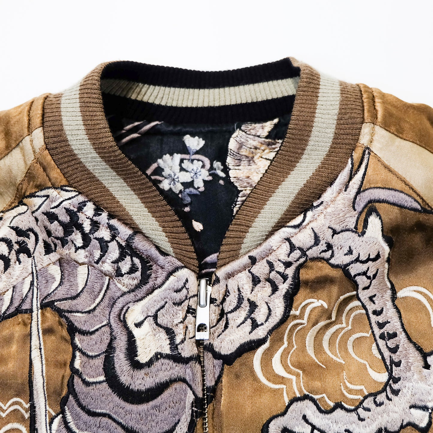 SATORI Reversible Sukajan Size L – Double Dragon × Koi Carp Sakura Japanese Embroidered Souvenir Jacket